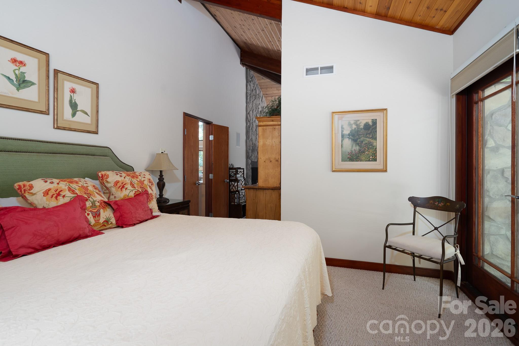 137 Windy Hill Cove — New London