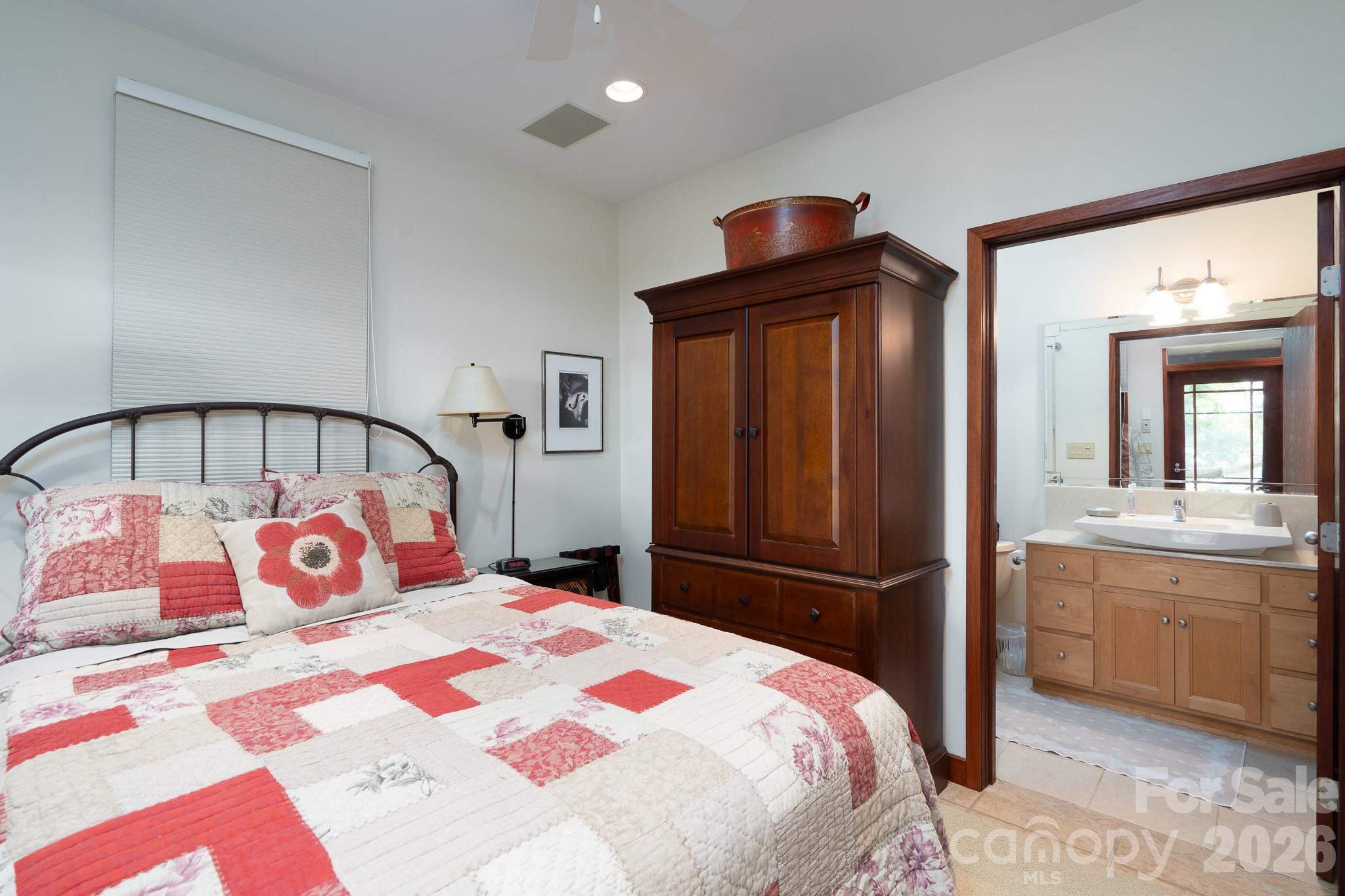 137 Windy Hill Cove — New London