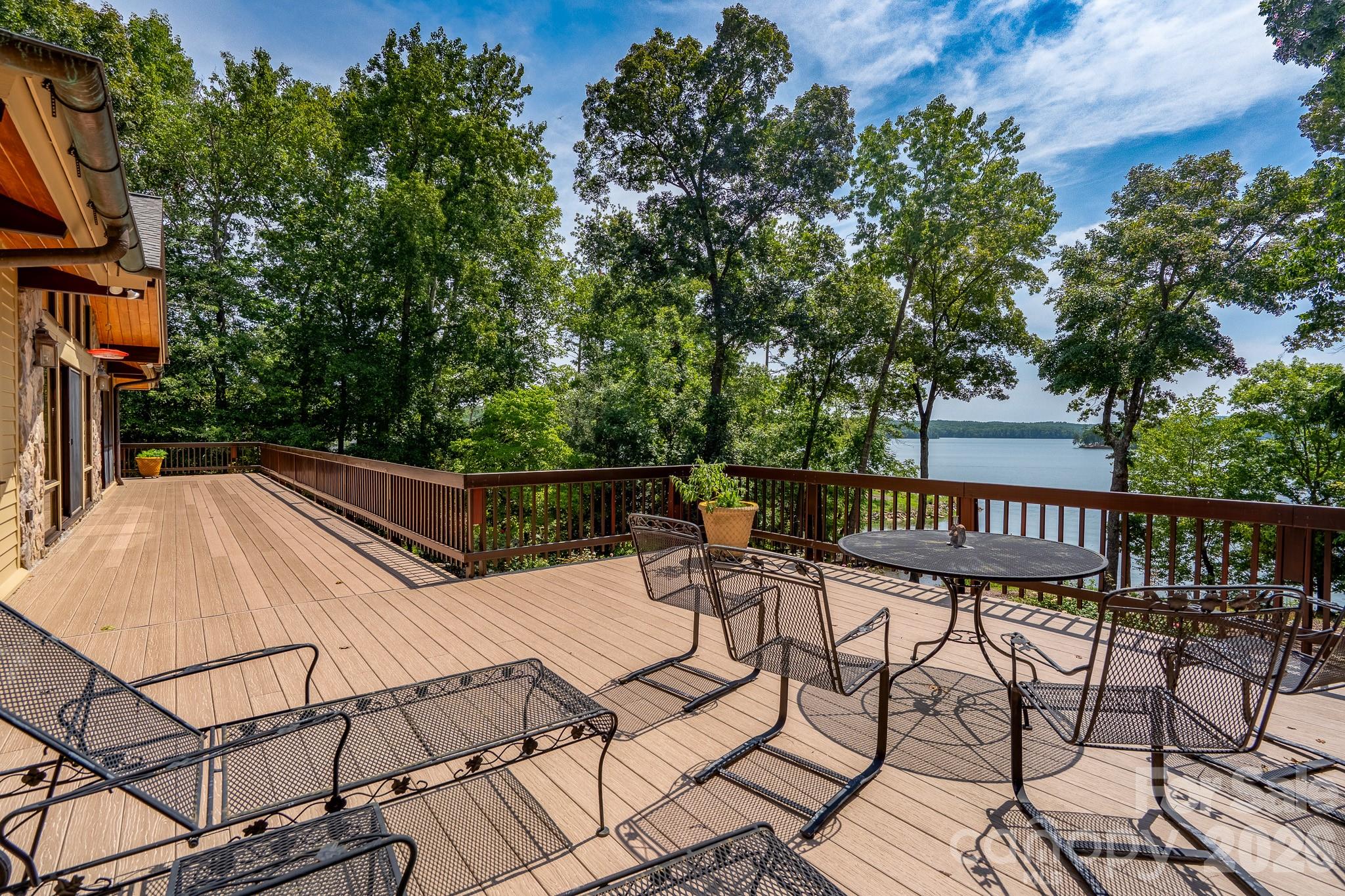 137 Windy Hill Cove — New London