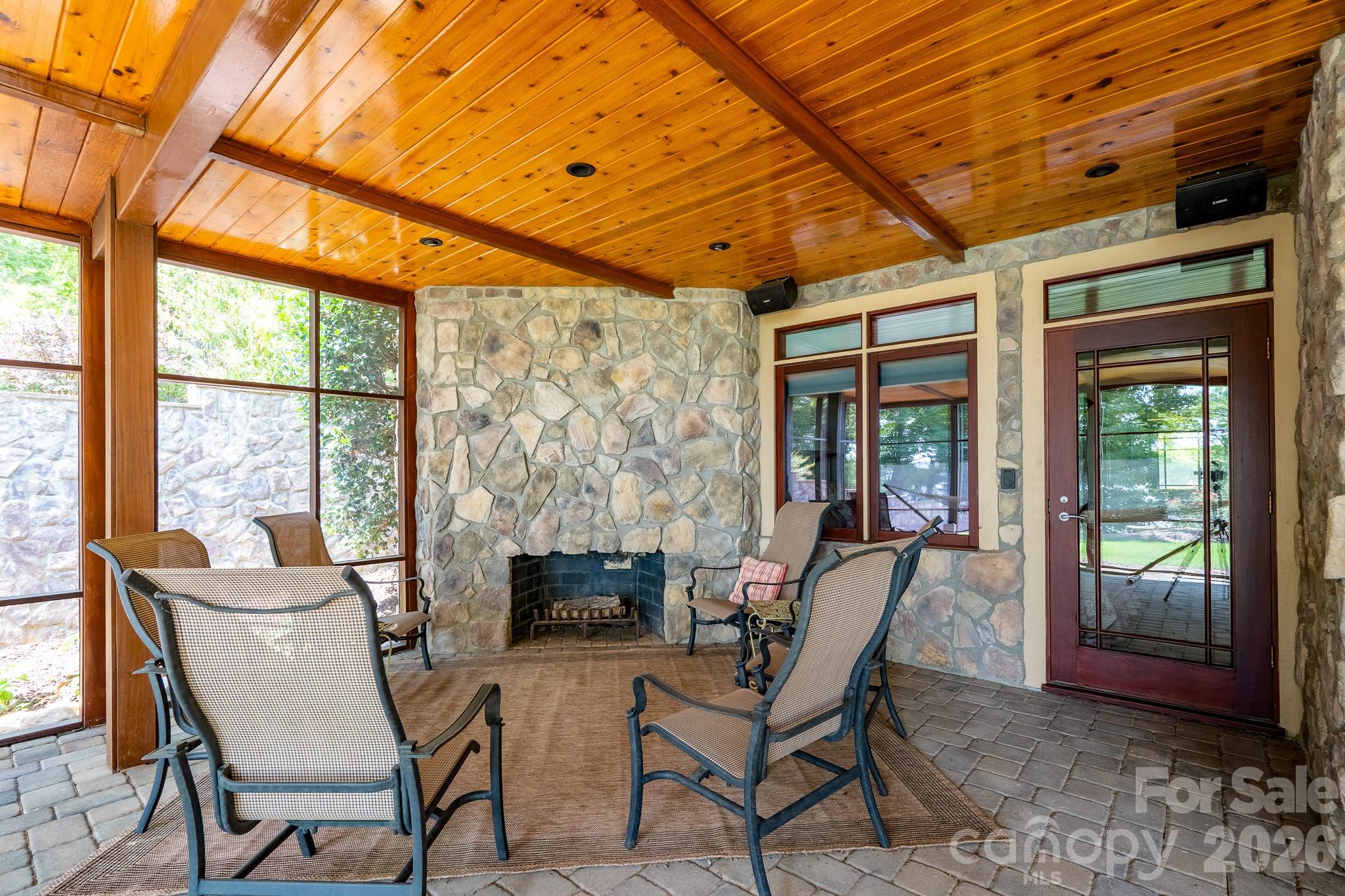 137 Windy Hill Cove — New London