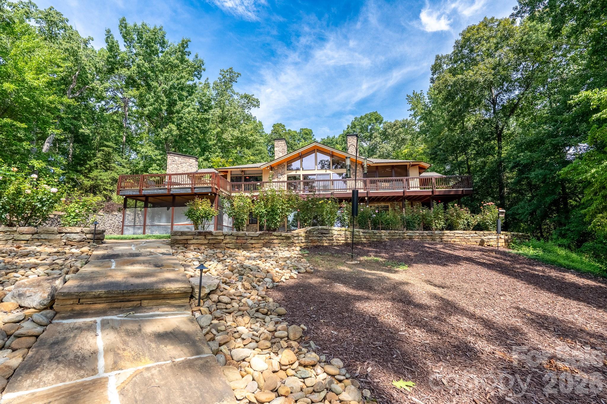 137 Windy Hill Cove — New London