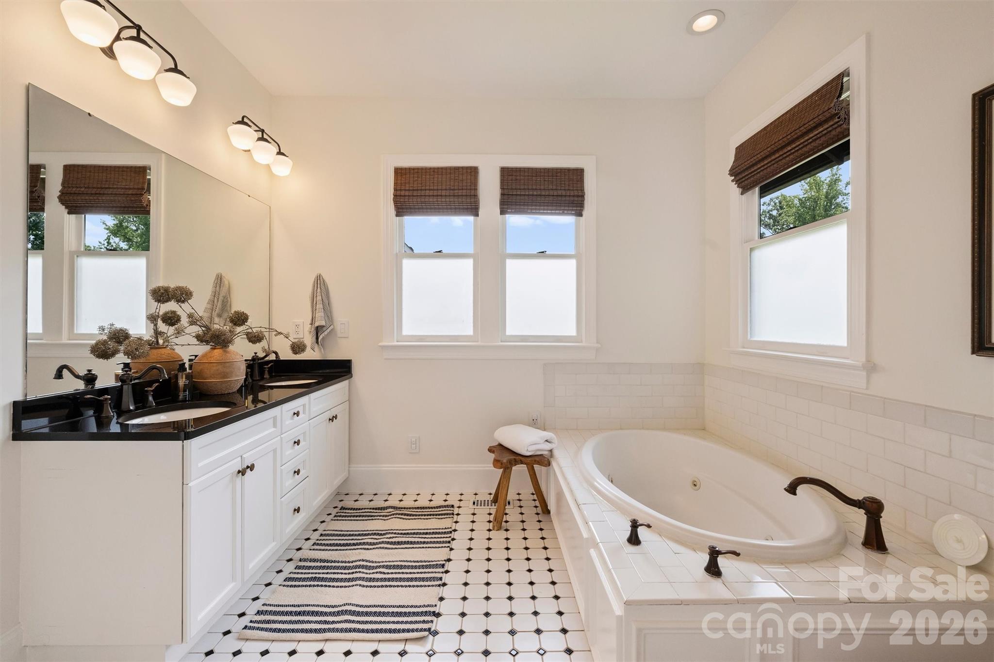 1611 Tippah Park Court — Charlotte