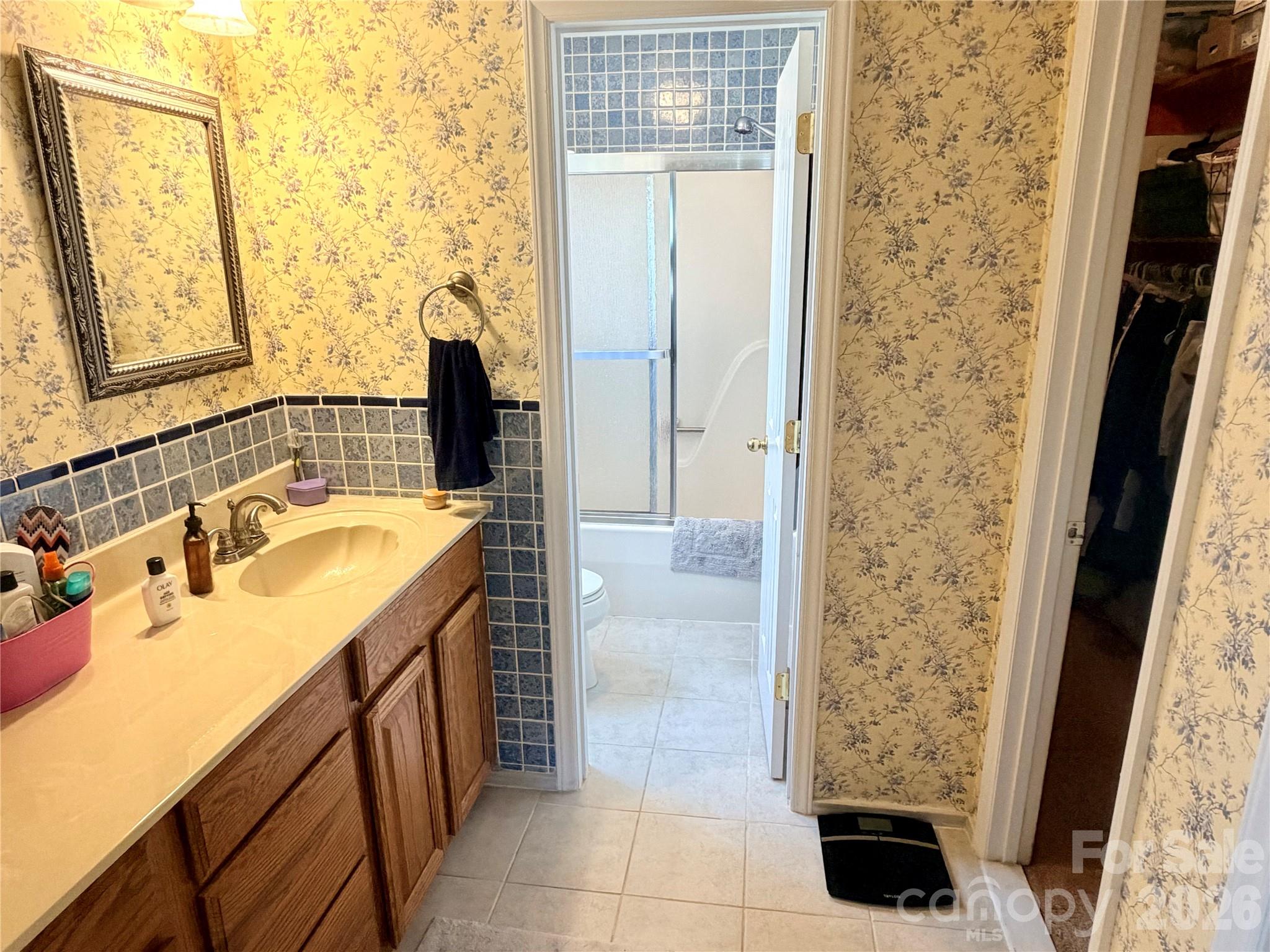 1070 W River Run — Asheboro