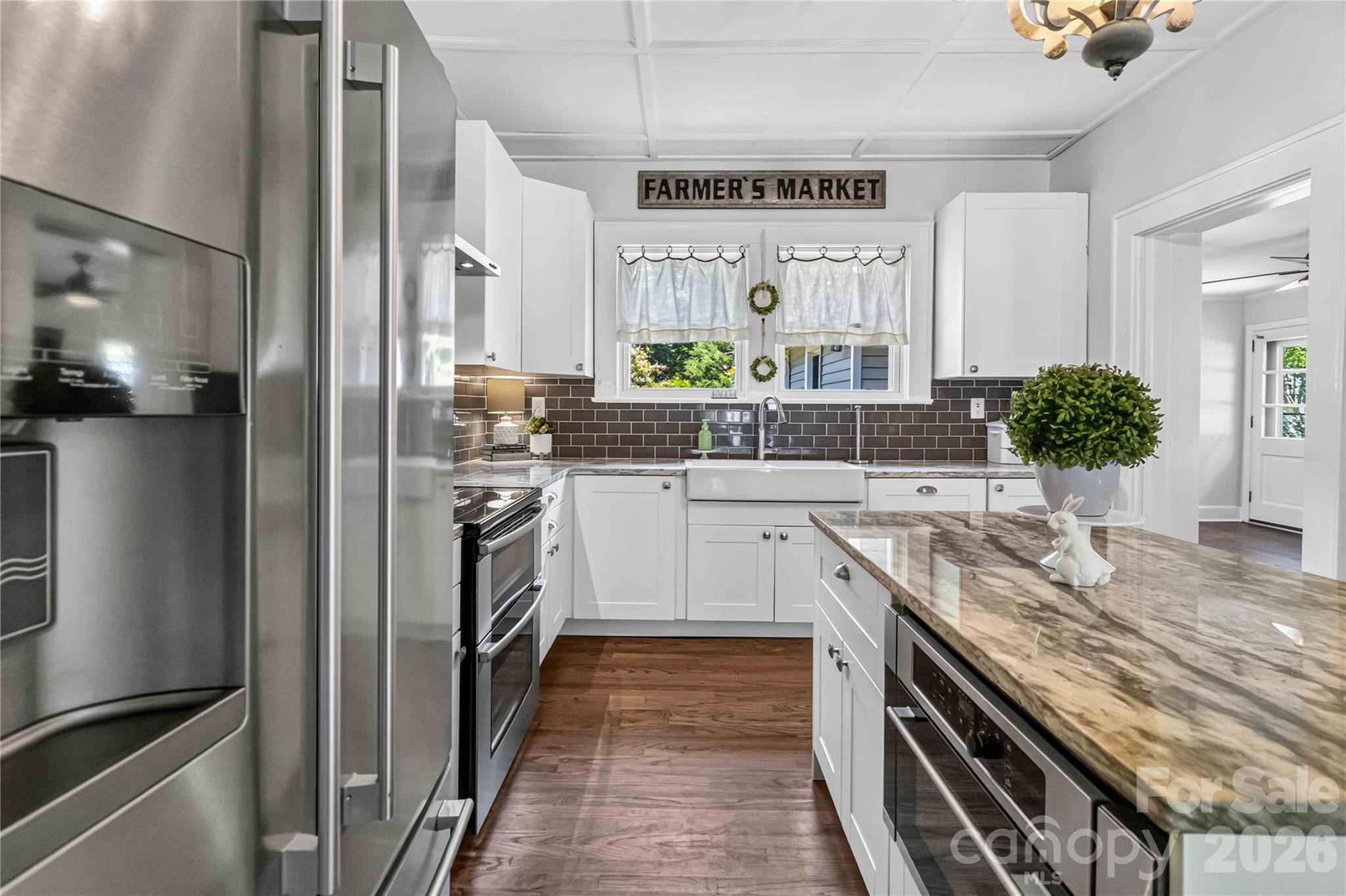 112 Pressley Street — Clover