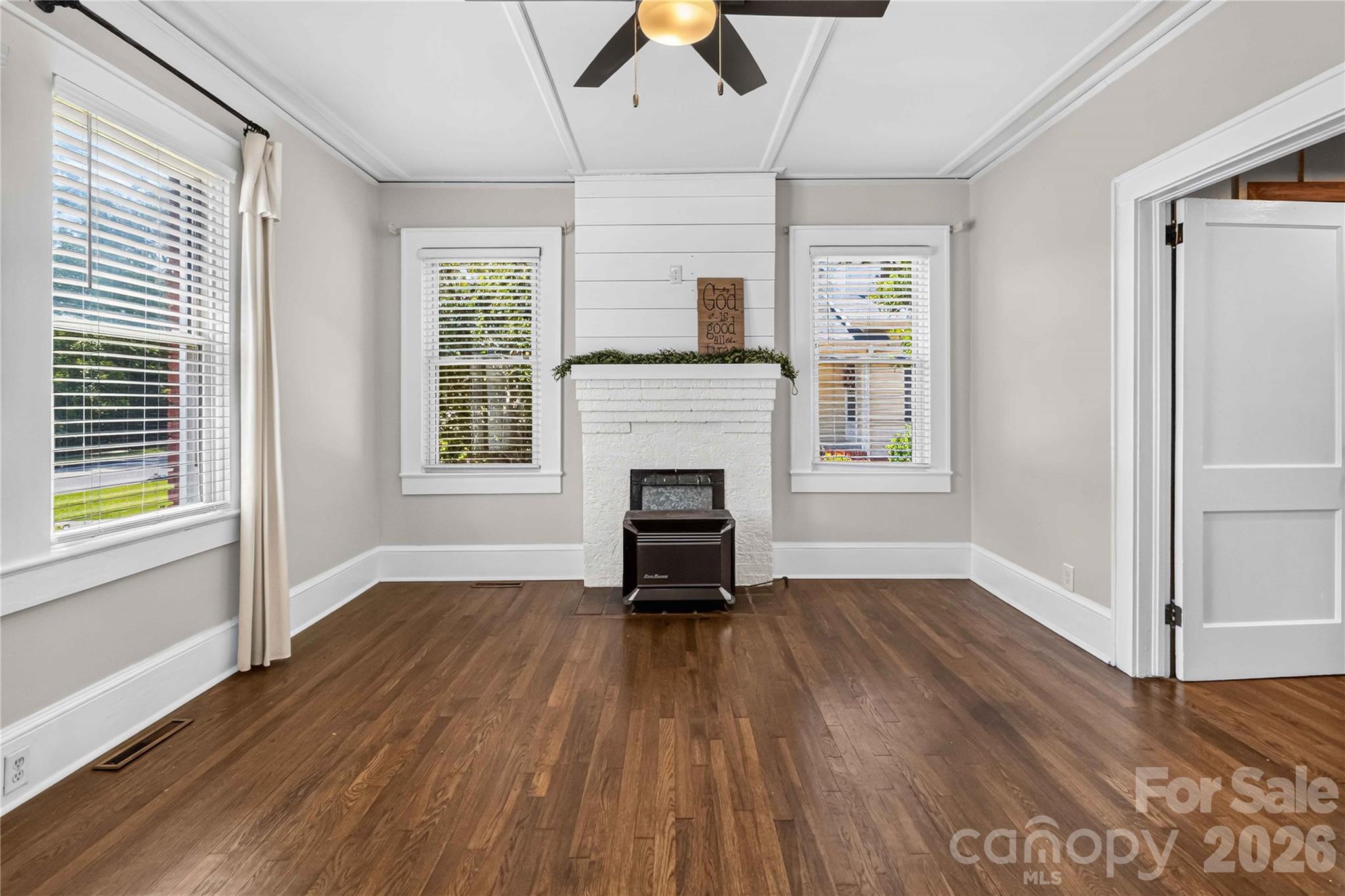 112 Pressley Street — Clover