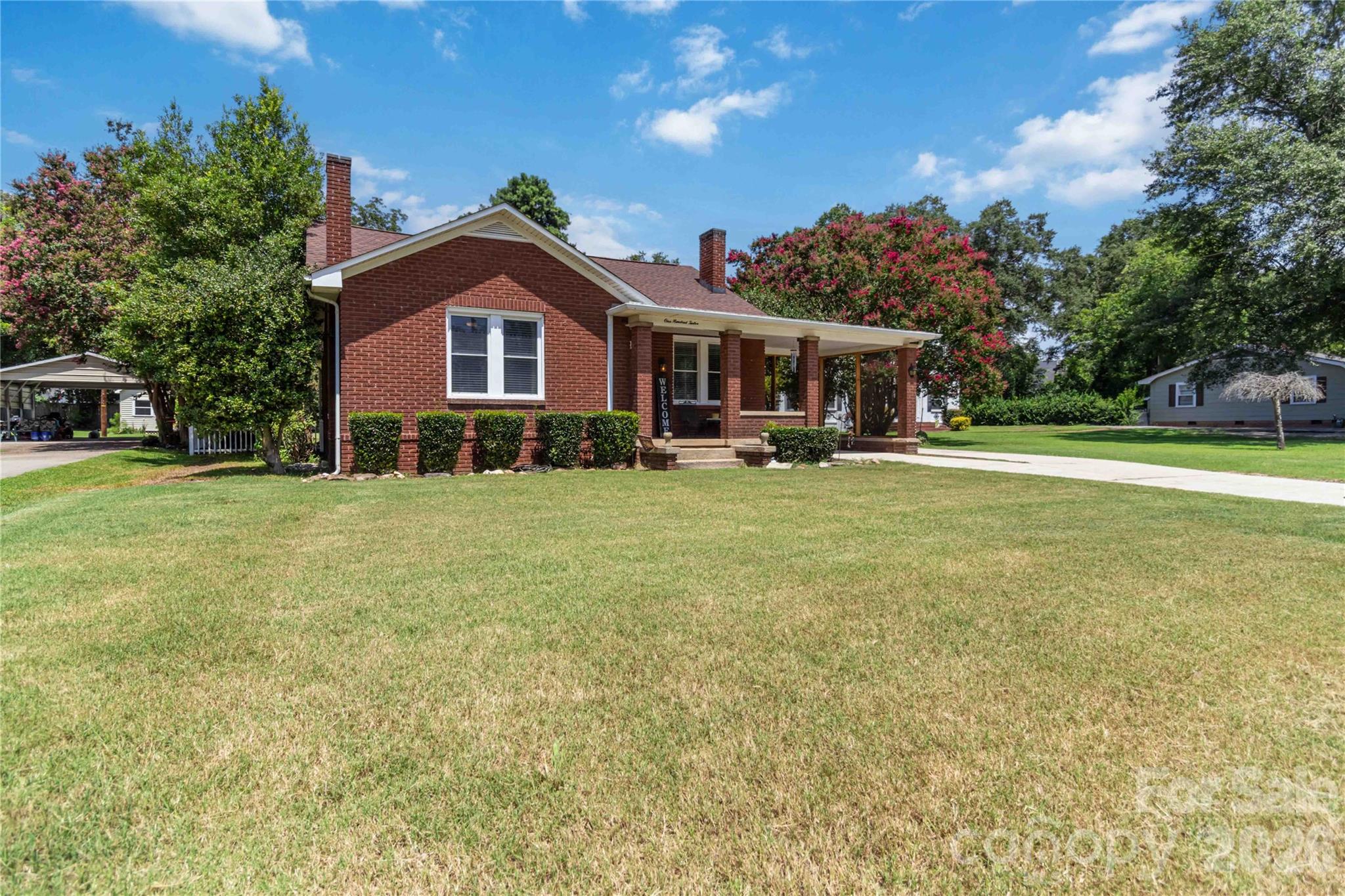 112 Pressley Street — Clover