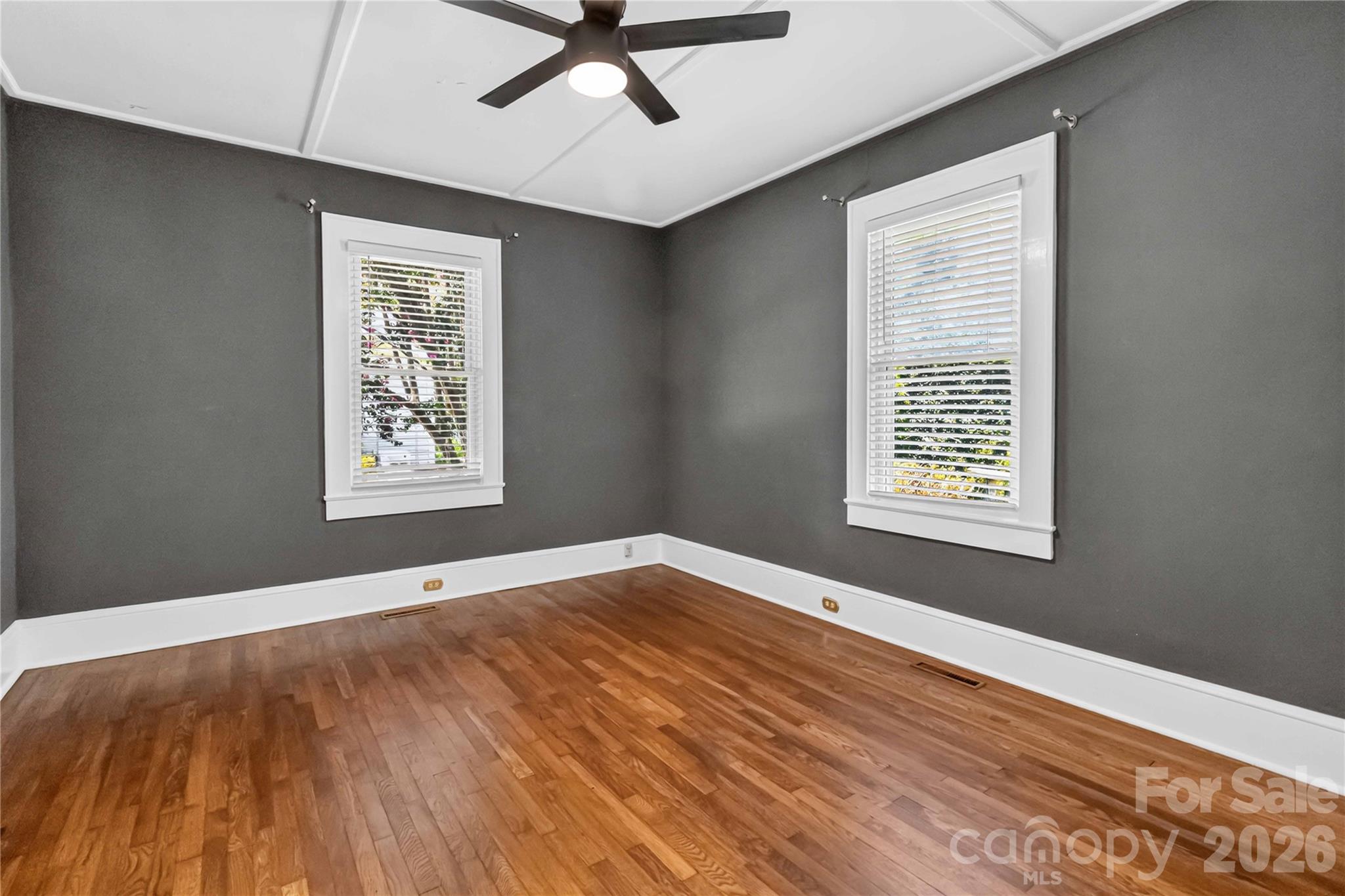 112 Pressley Street — Clover