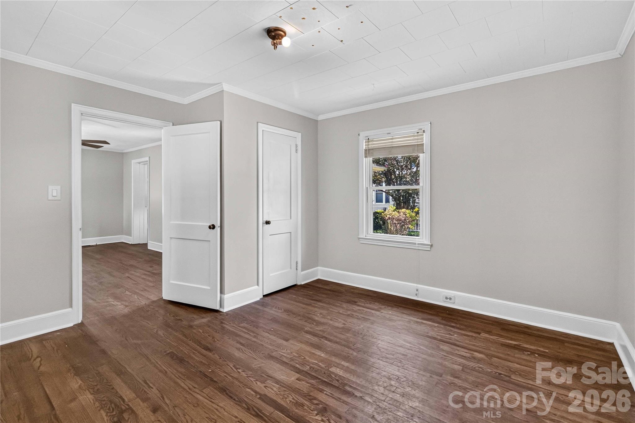 112 Pressley Street — Clover