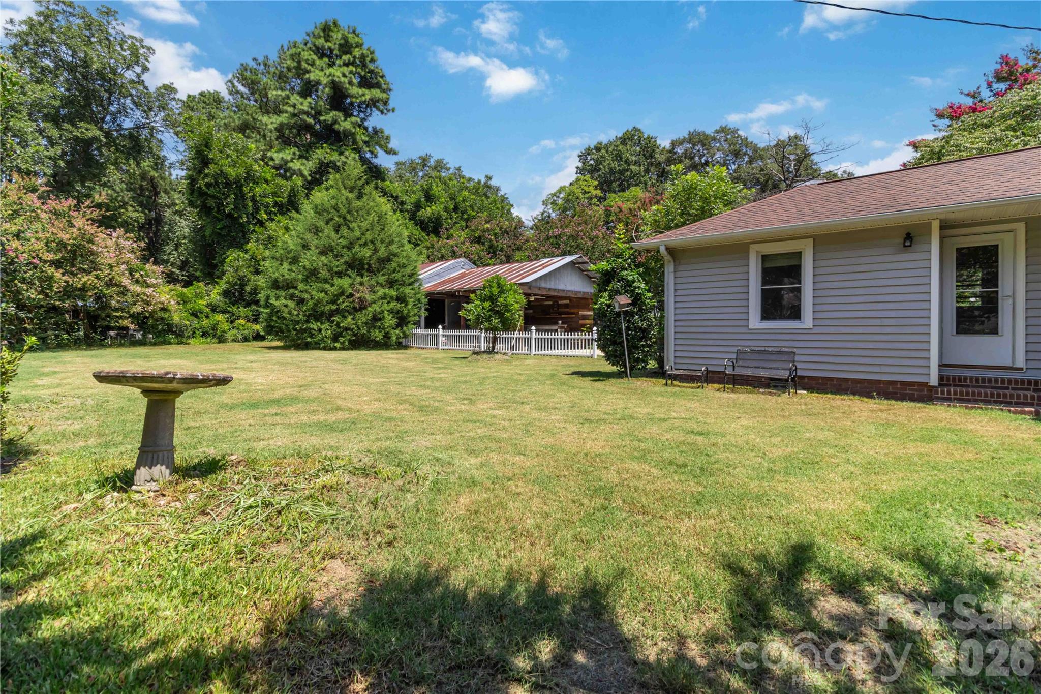 112 Pressley Street — Clover