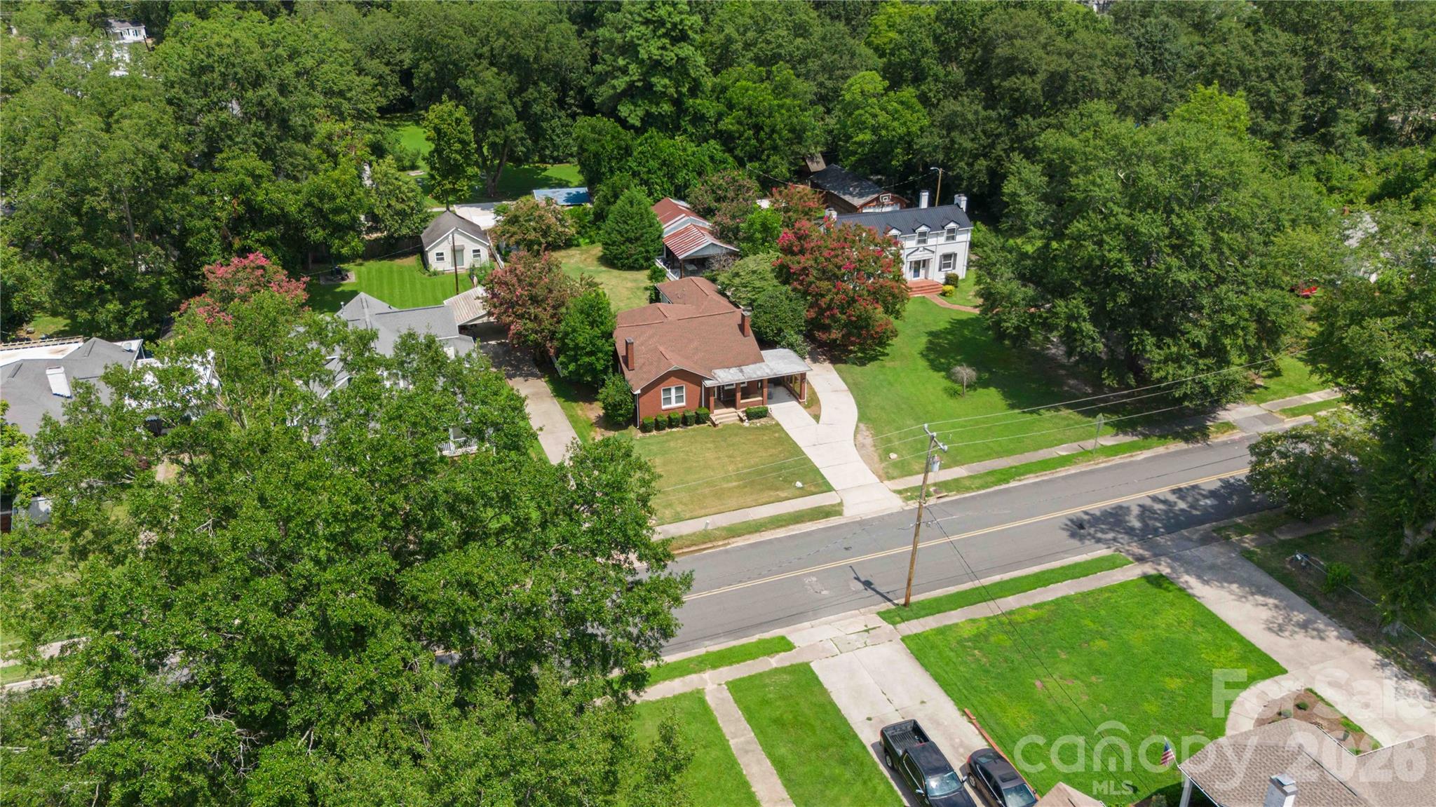 112 Pressley Street — Clover