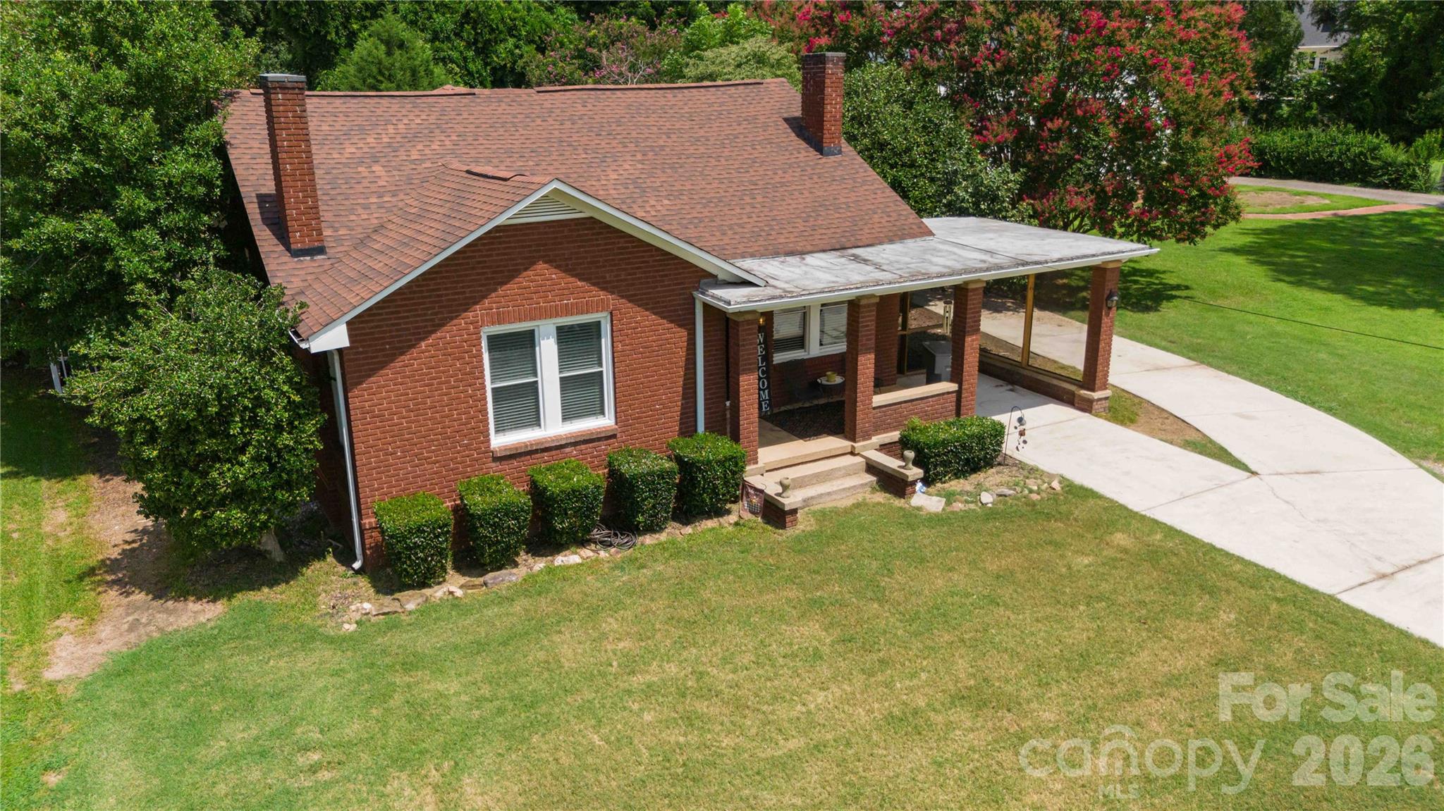 112 Pressley Street — Clover
