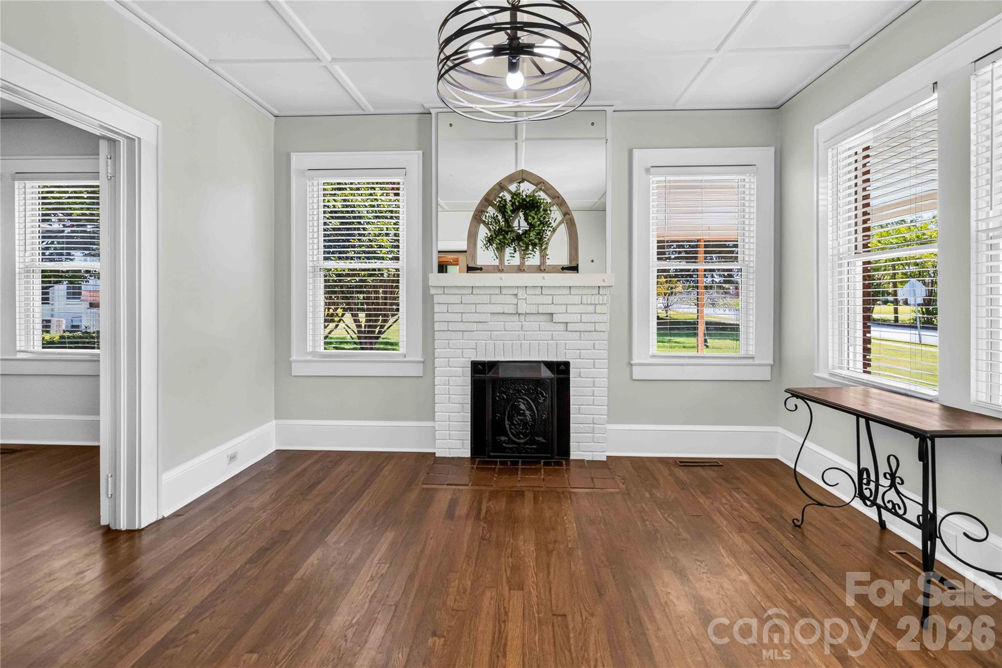 112 Pressley Street — Clover
