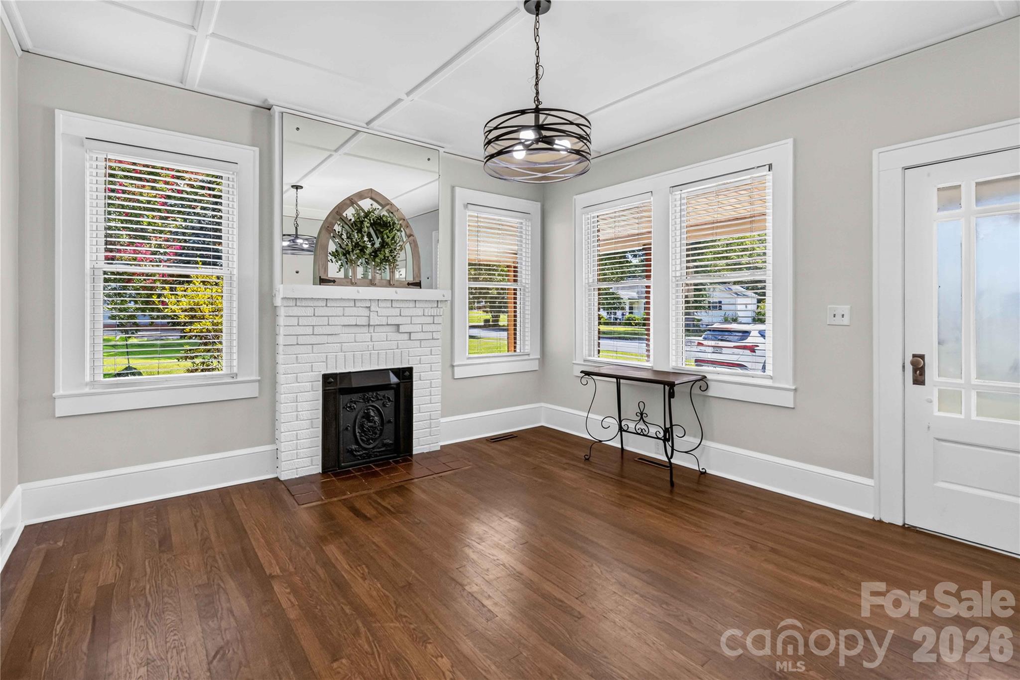 112 Pressley Street — Clover
