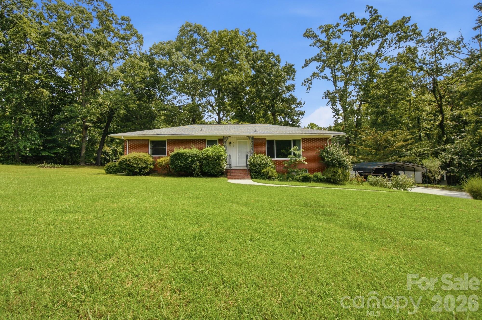 406 Town Street — Landis