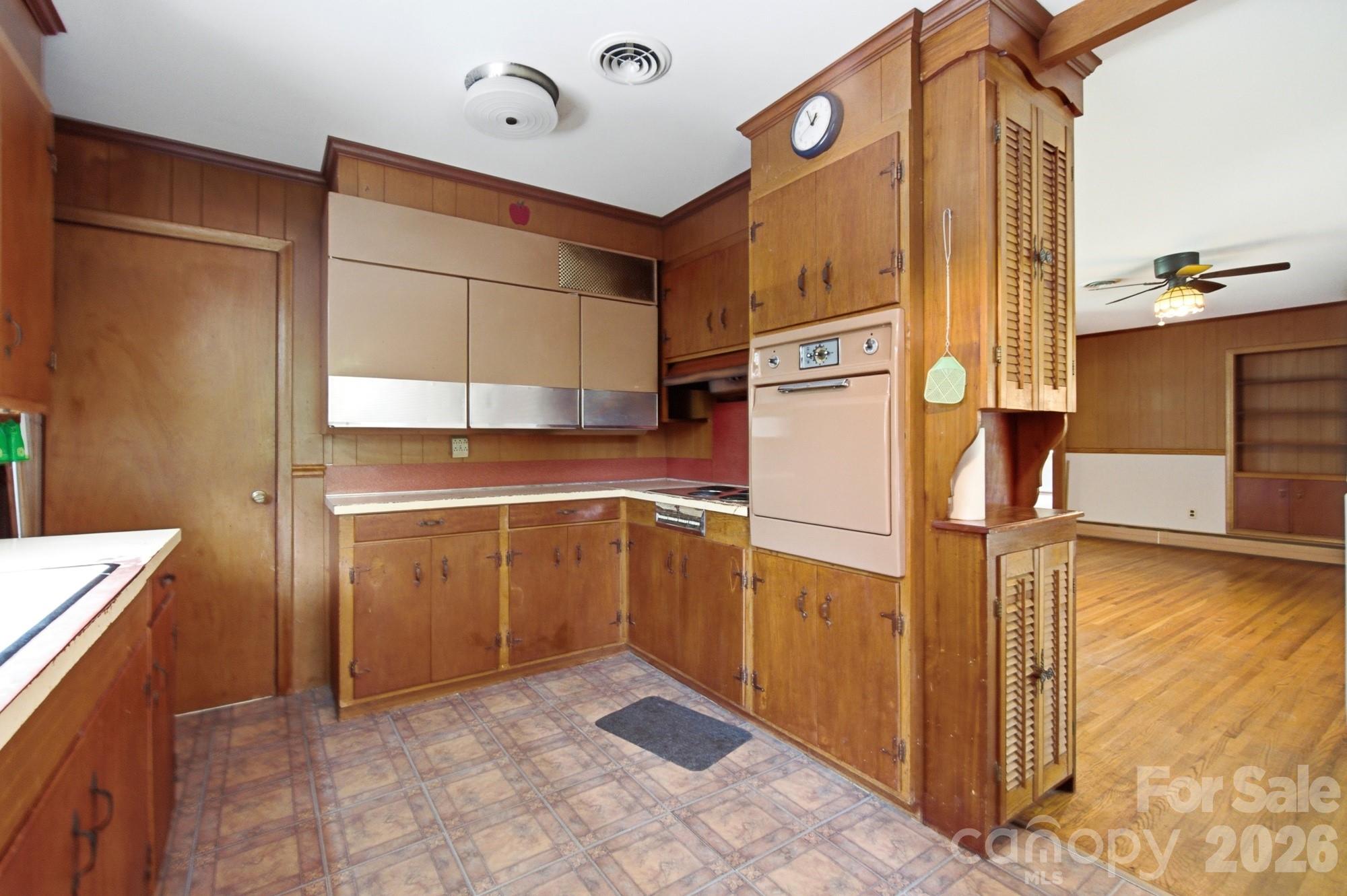 406 Town Street — Landis