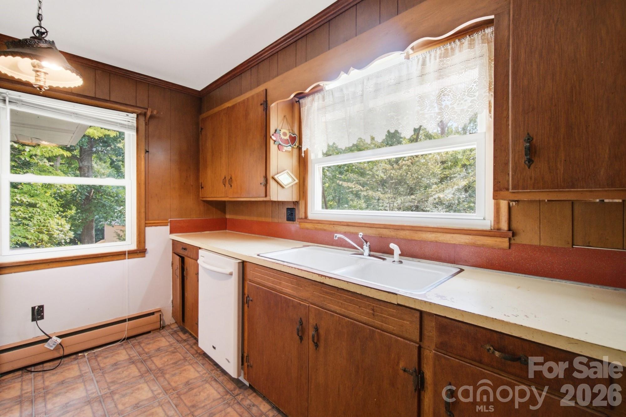 406 Town Street — Landis