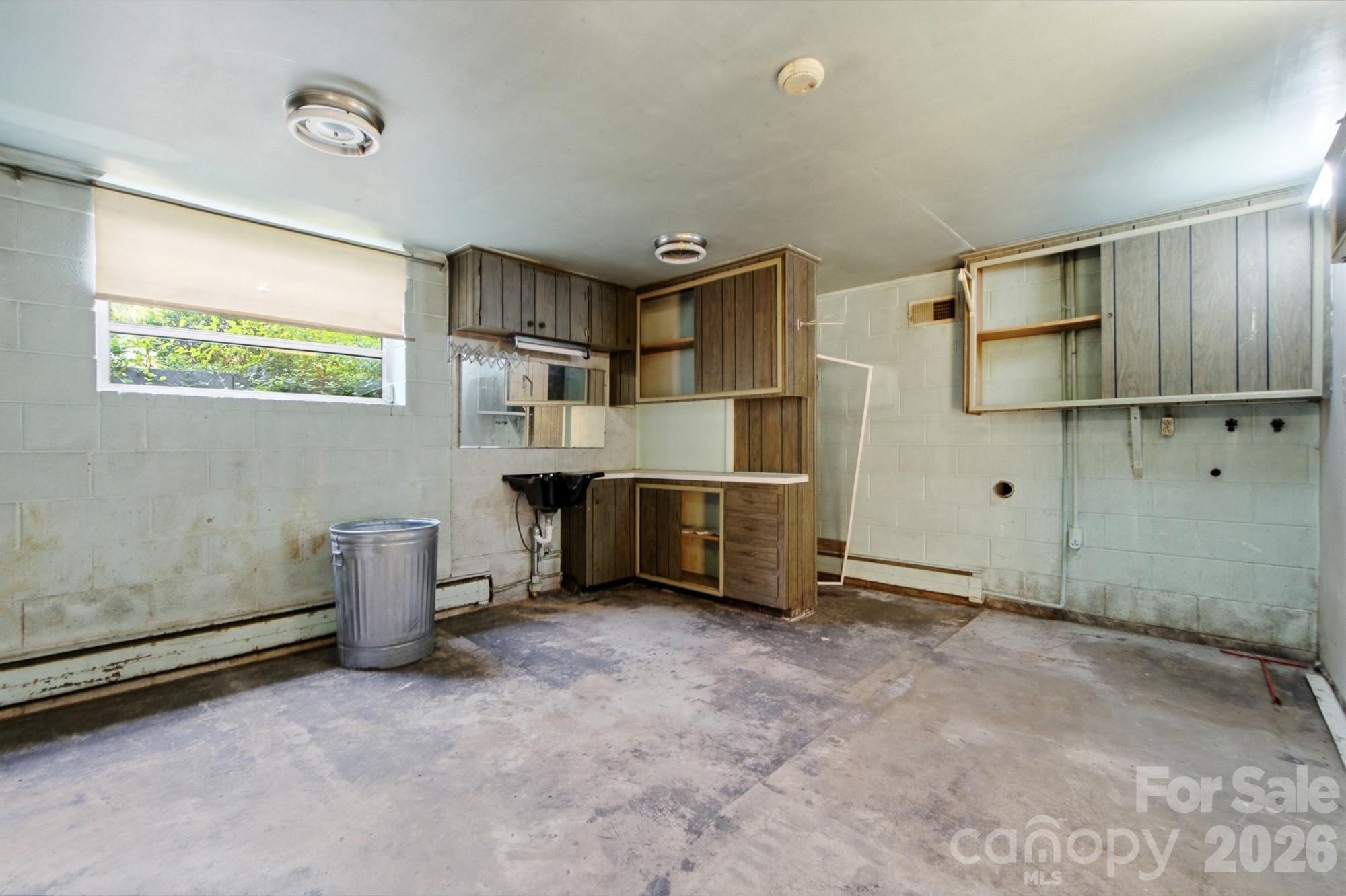406 Town Street — Landis