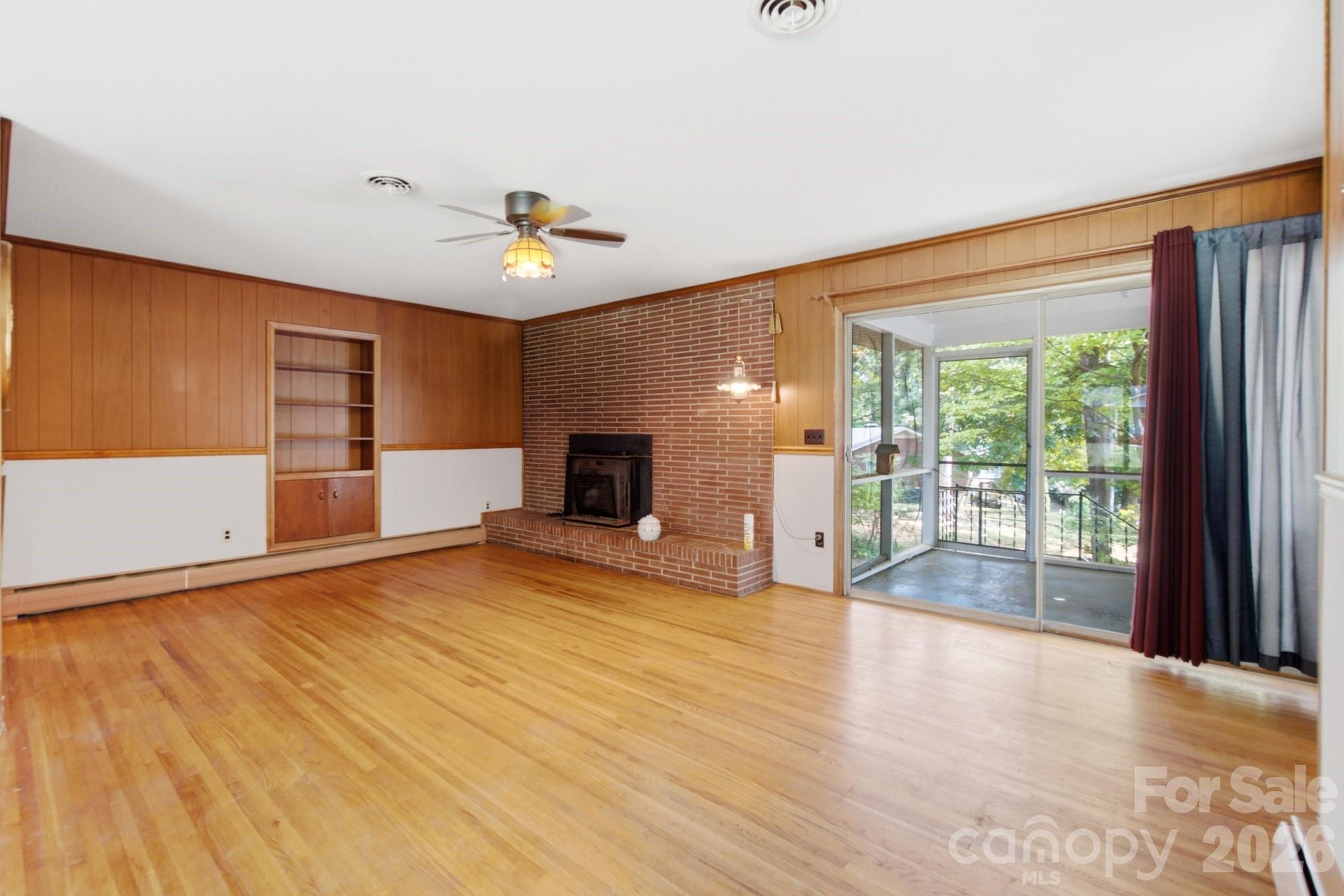 406 Town Street — Landis