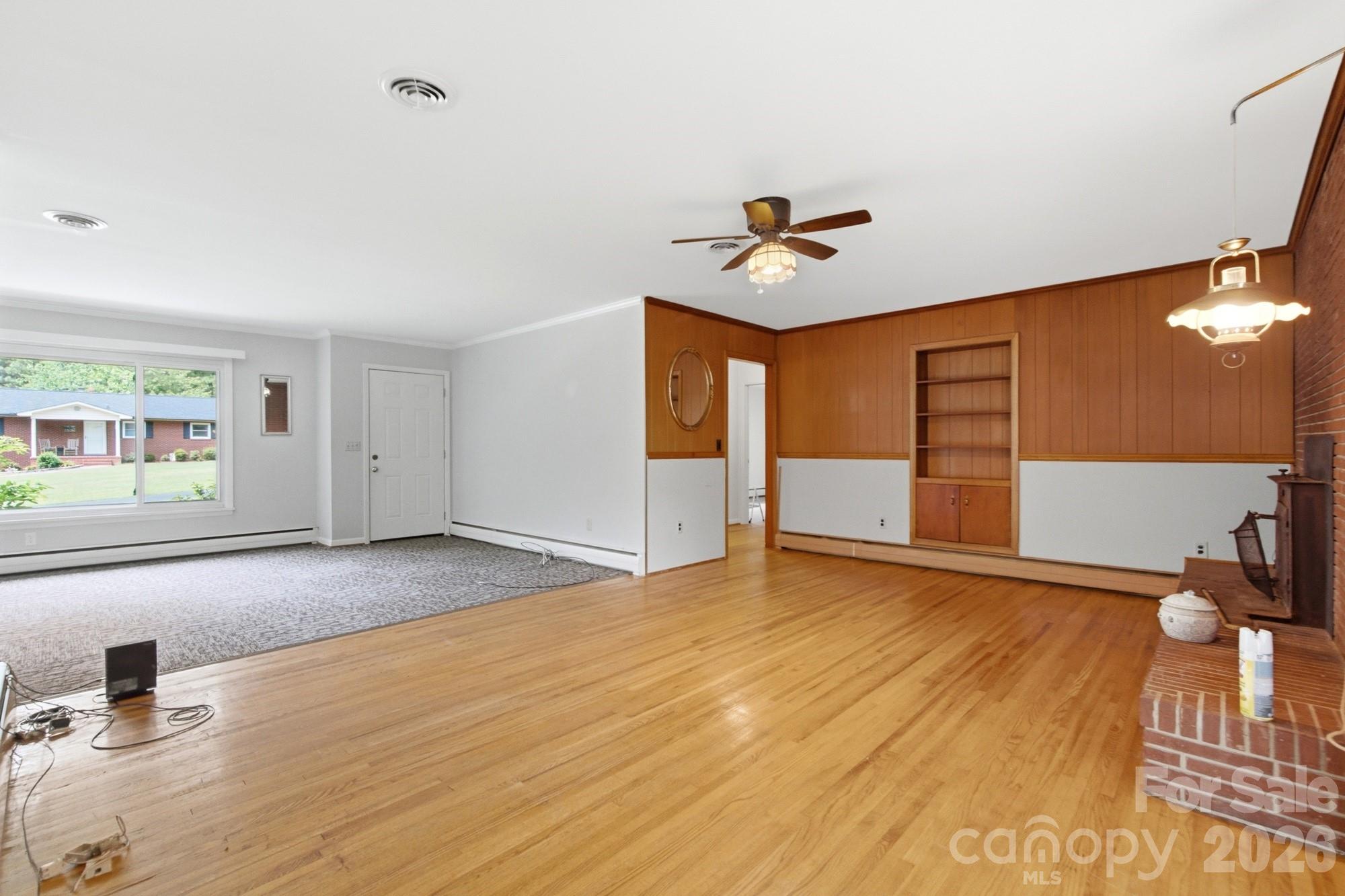 406 Town Street — Landis