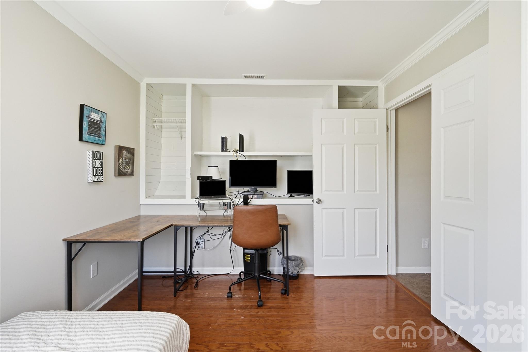 2925 Deep Cove Drive NW — Concord
