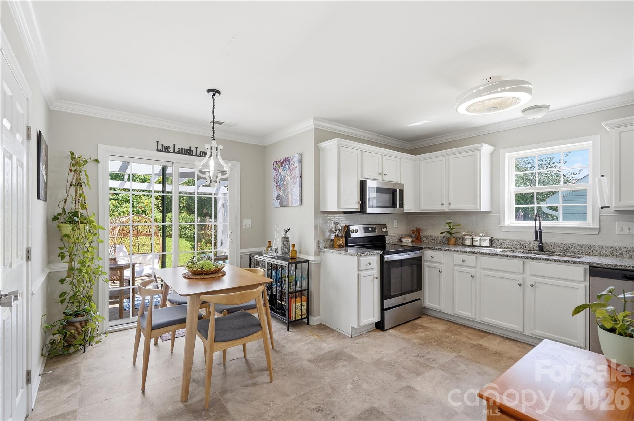 2925 Deep Cove Drive NW — Concord