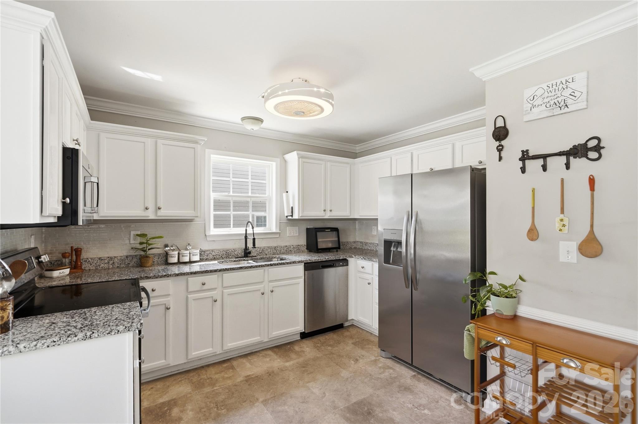 2925 Deep Cove Drive NW — Concord