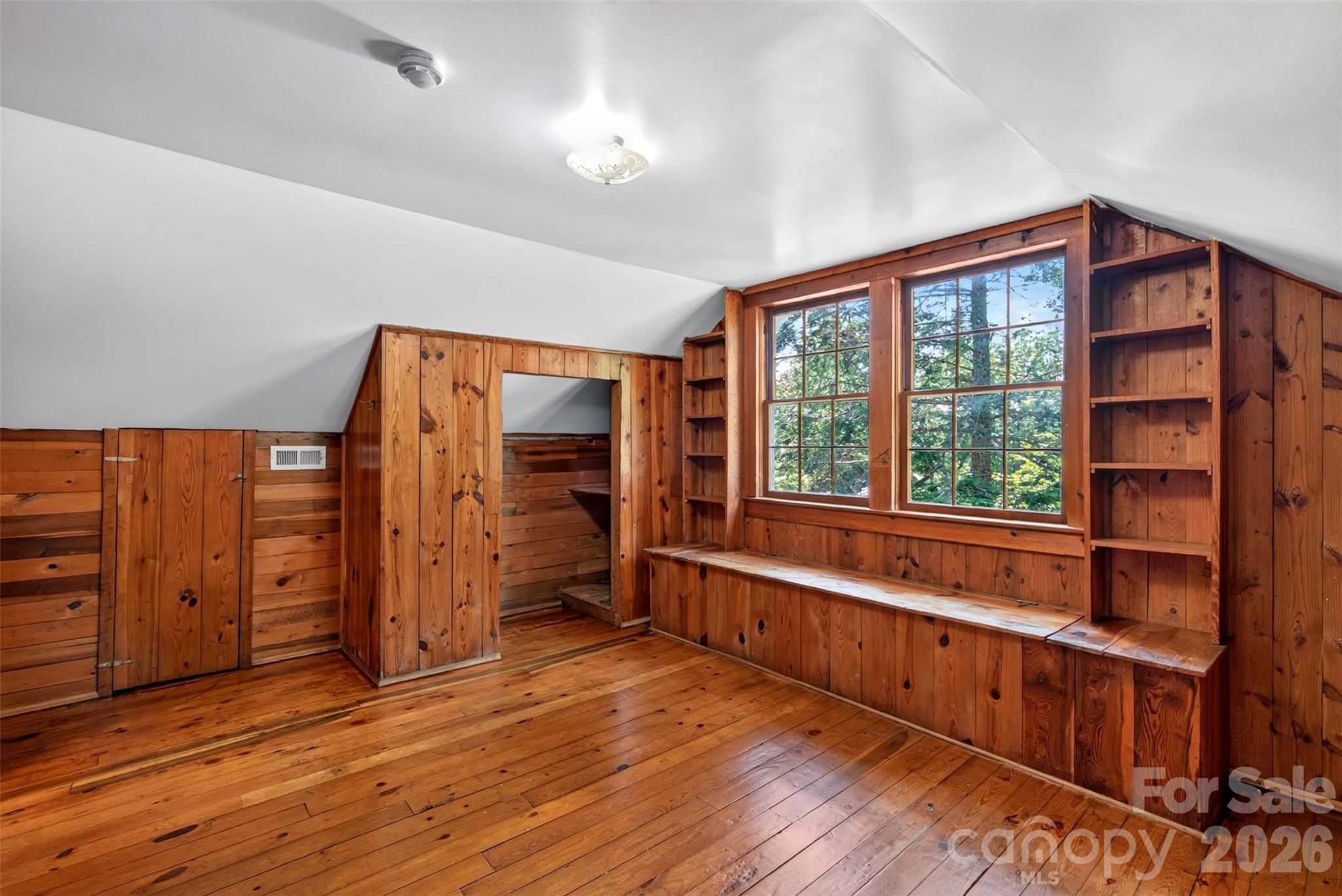7 Bowers Road — Black Mountain