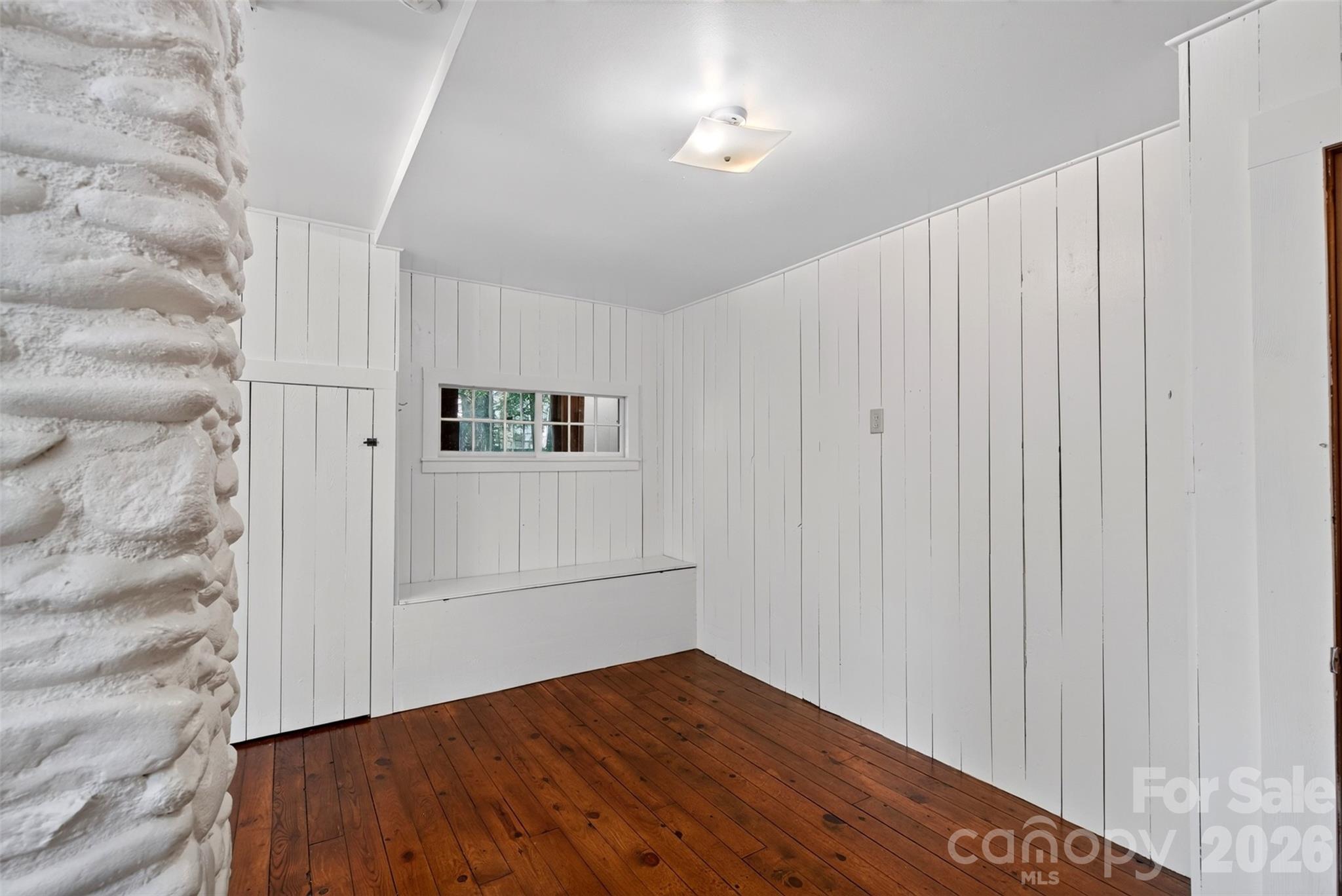 7 Bowers Road — Black Mountain