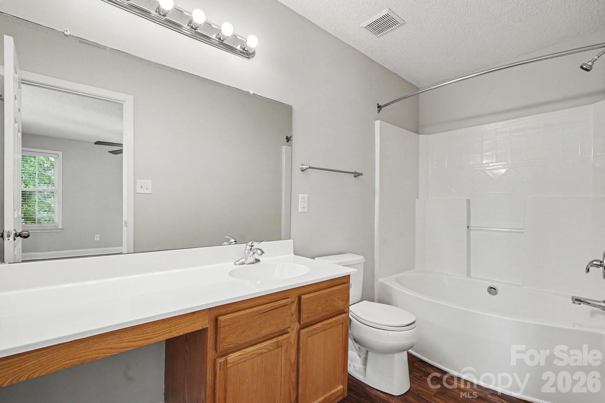 13634 Riding Hill Avenue — Charlotte