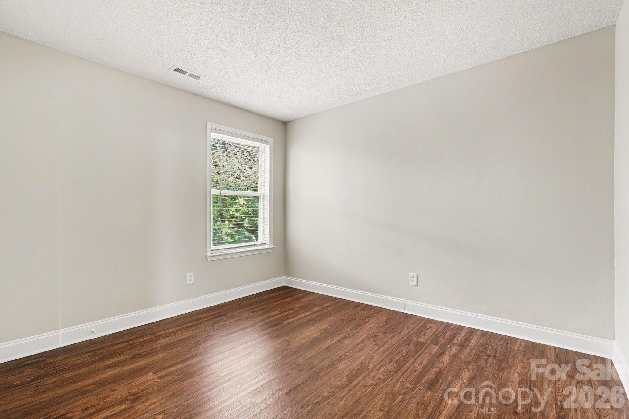 13634 Riding Hill Avenue — Charlotte