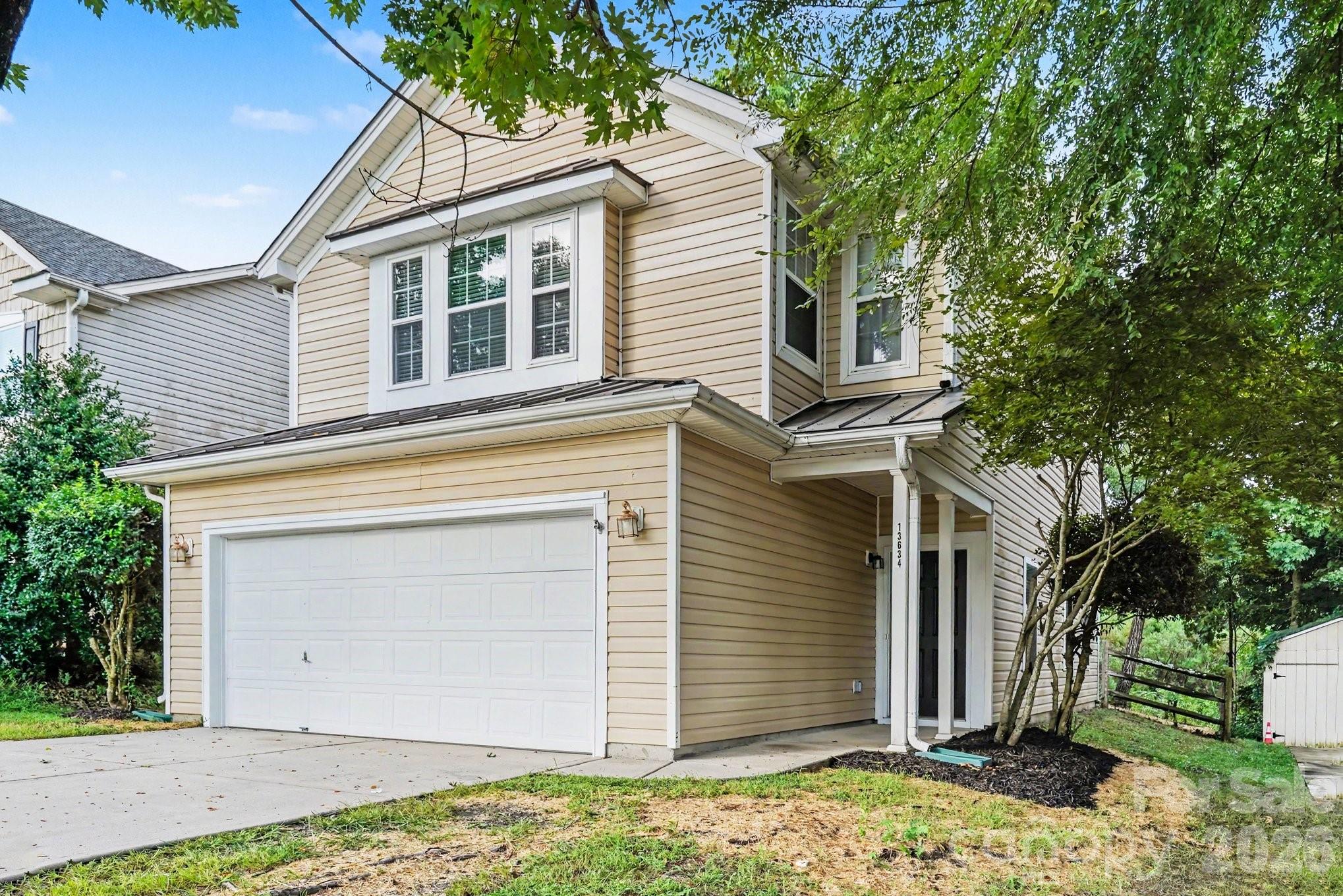 13634 Riding Hill Avenue — Charlotte