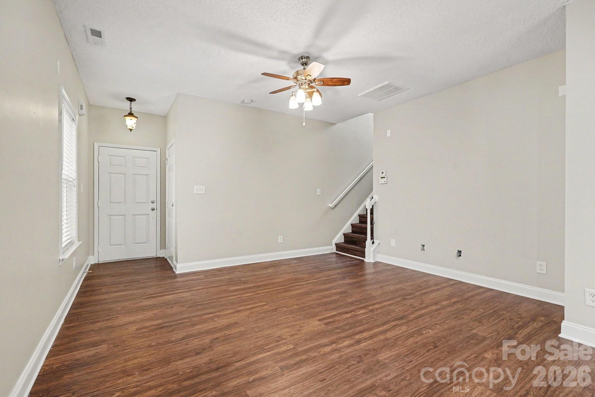 13634 Riding Hill Avenue — Charlotte