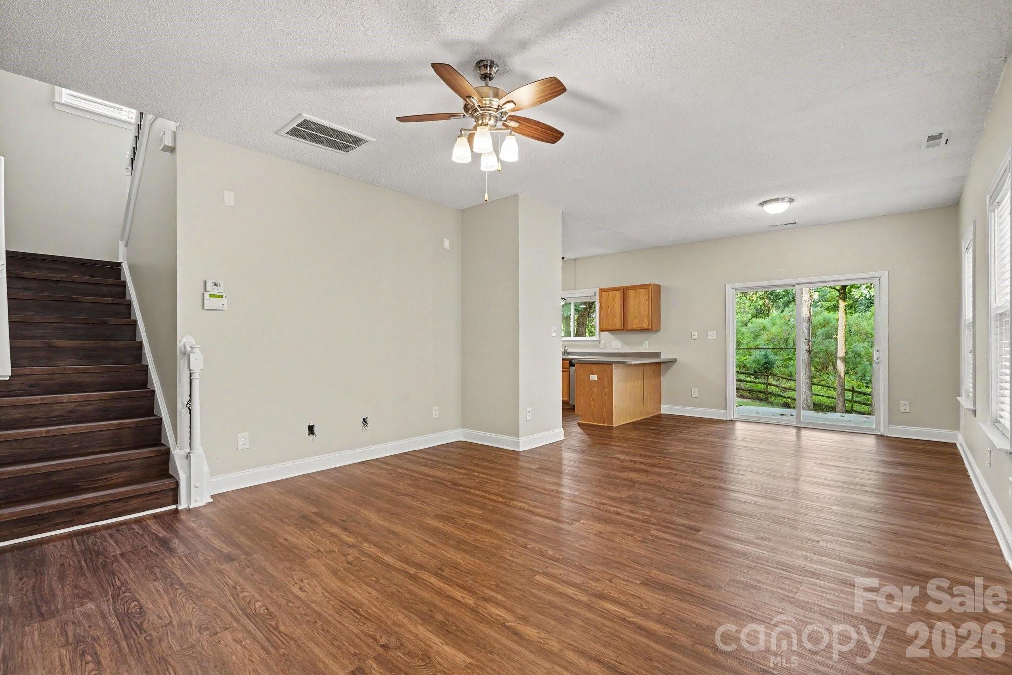 13634 Riding Hill Avenue — Charlotte