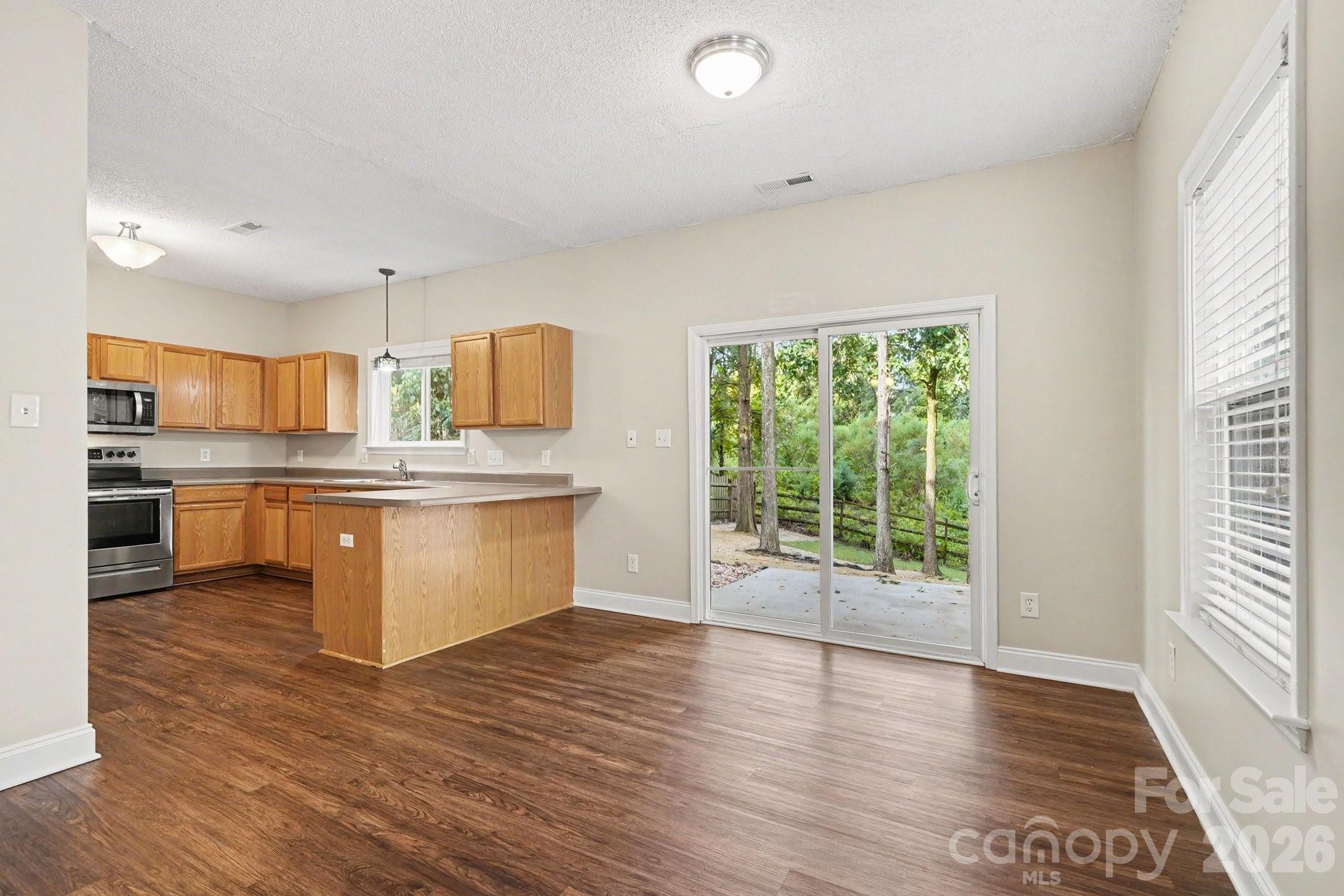 13634 Riding Hill Avenue — Charlotte