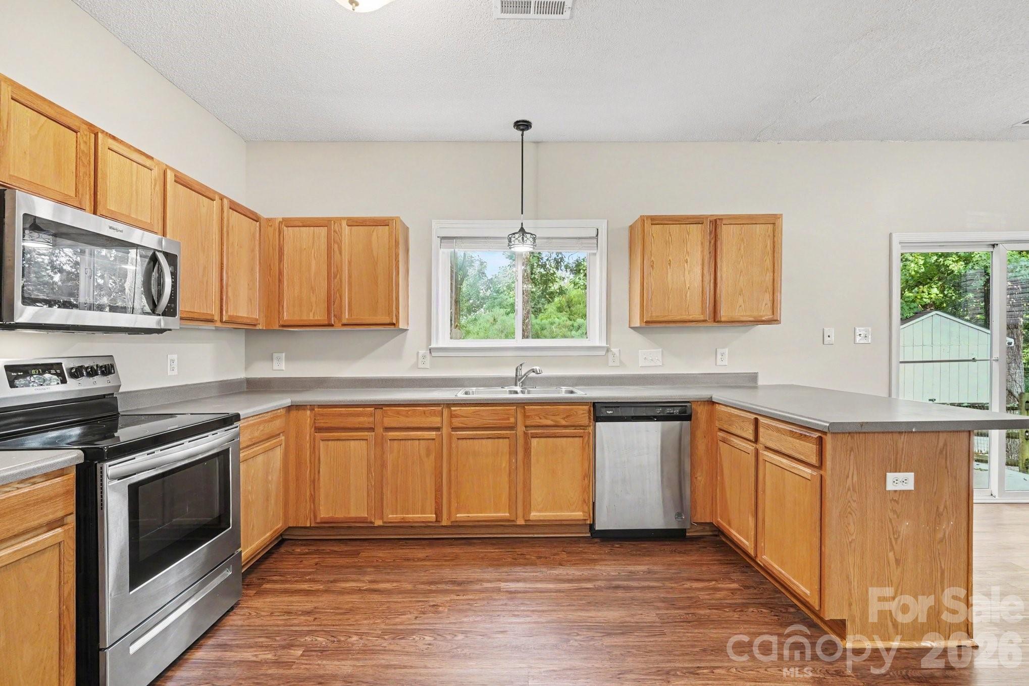 13634 Riding Hill Avenue — Charlotte