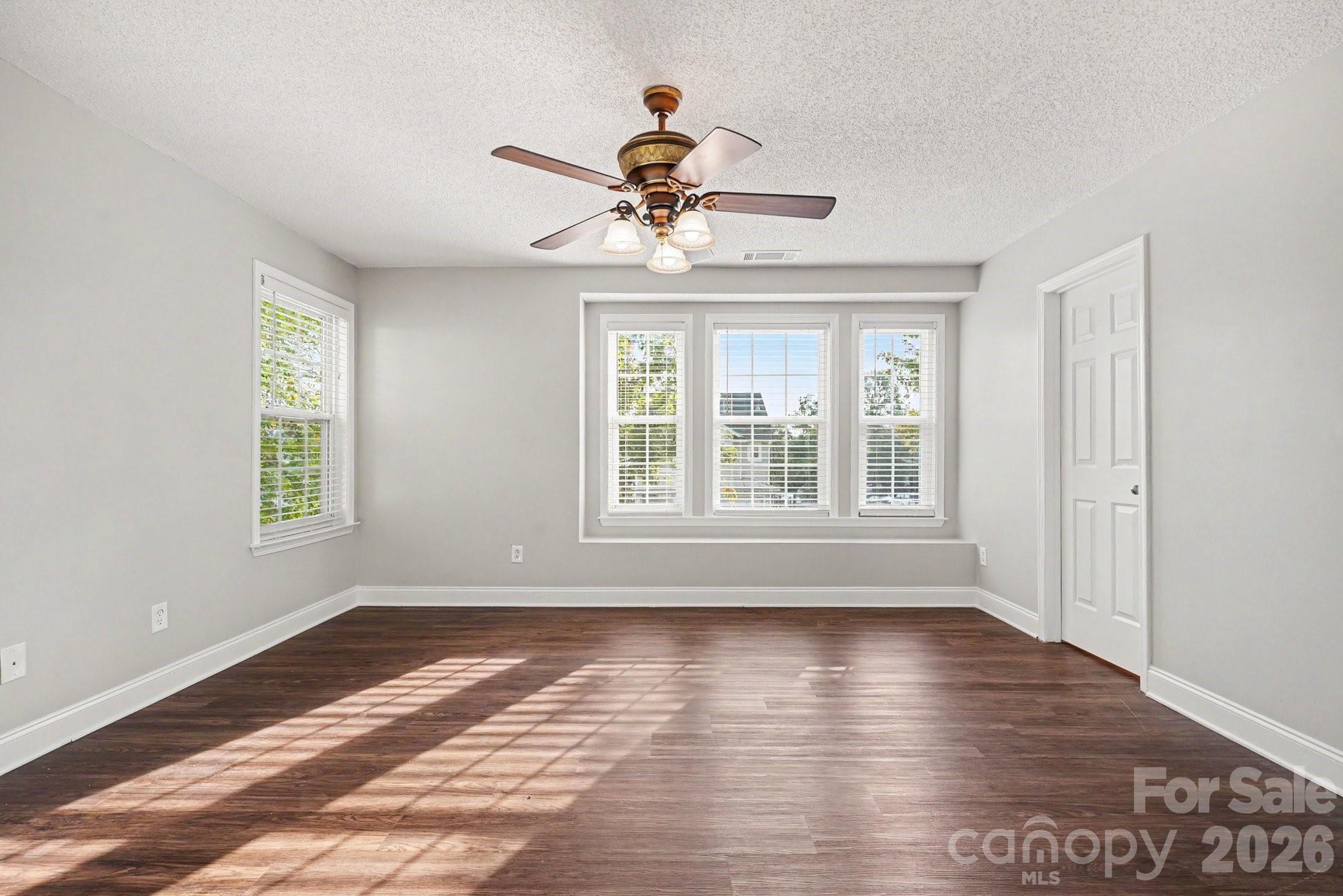 13634 Riding Hill Avenue — Charlotte