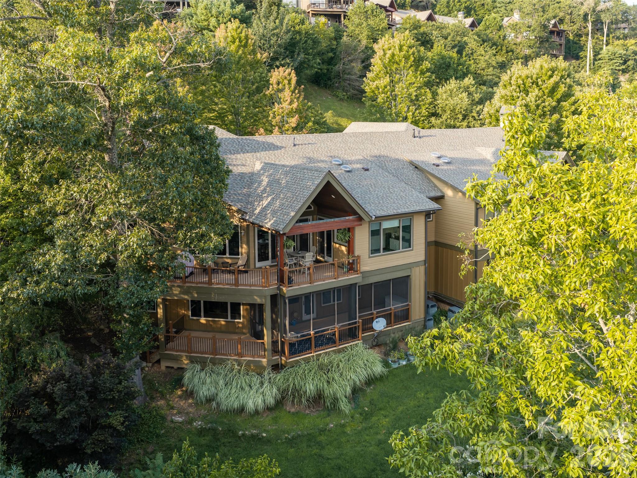 8 Points West Drive — Asheville