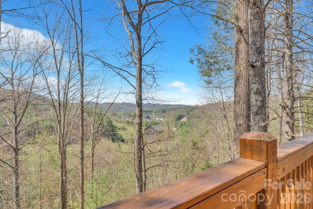 672 Cedar Trail — Fleetwood