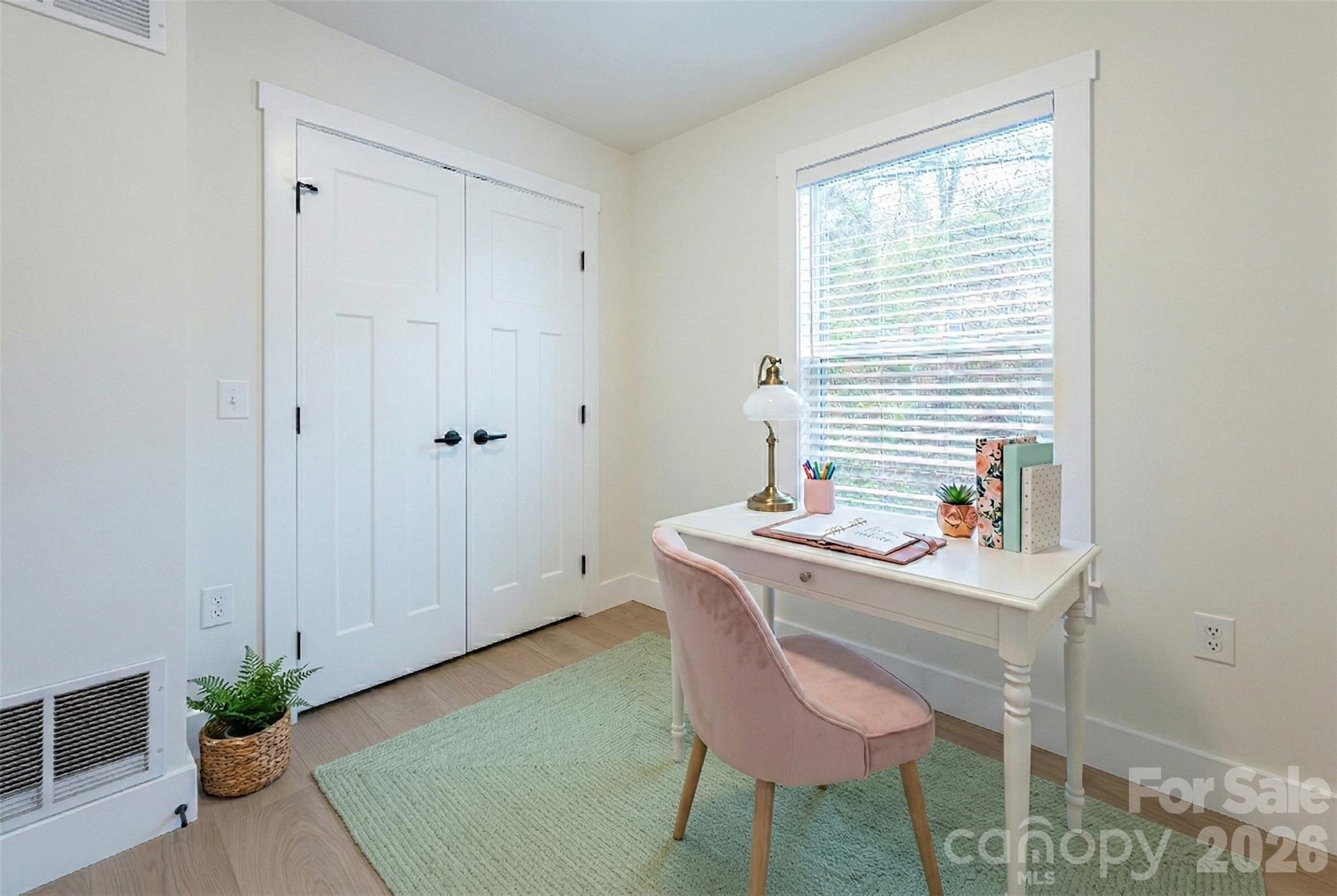 4 & 10 Wyndom Lane — Asheville