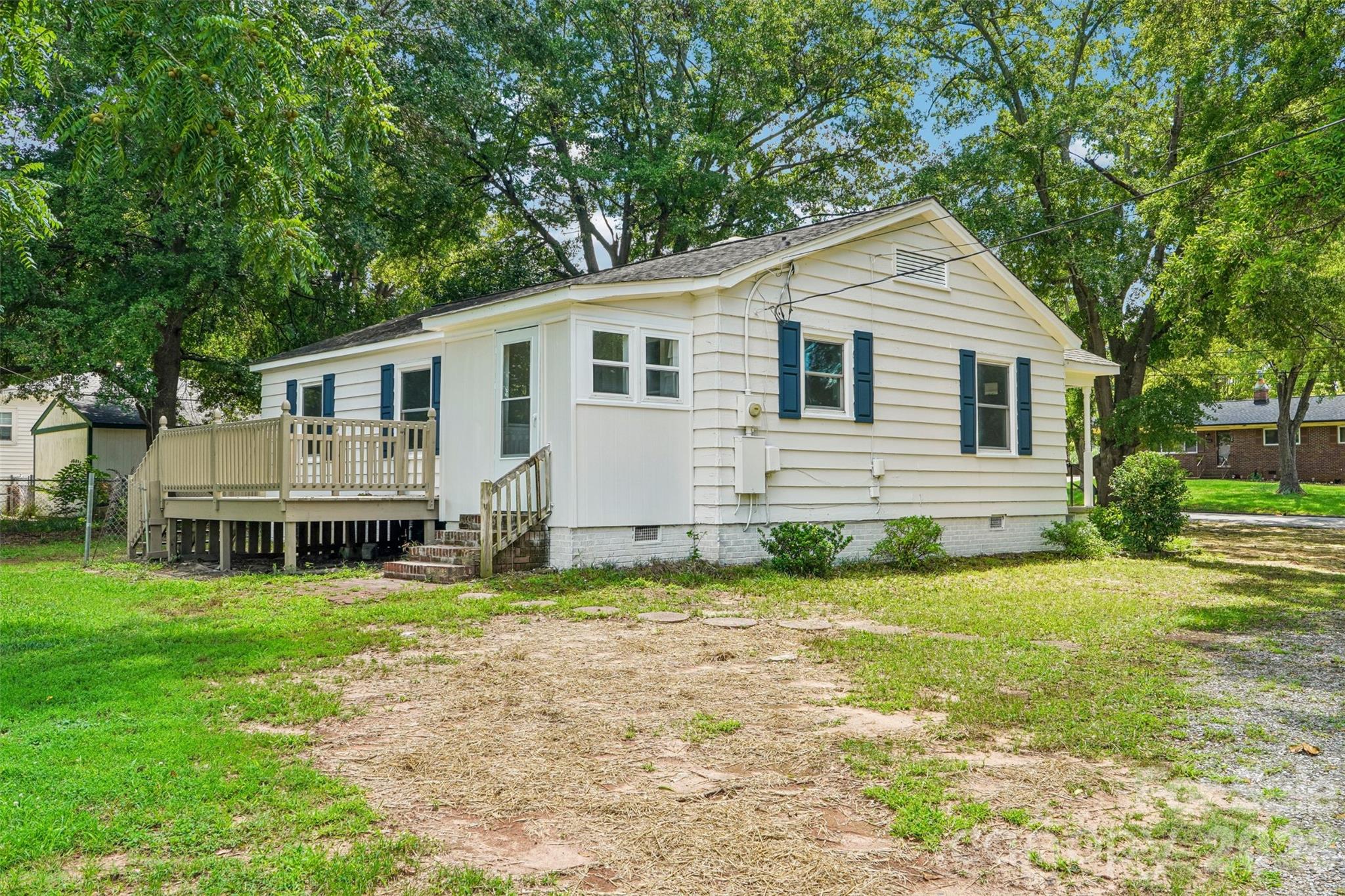 808 Lowery Street — Shelby