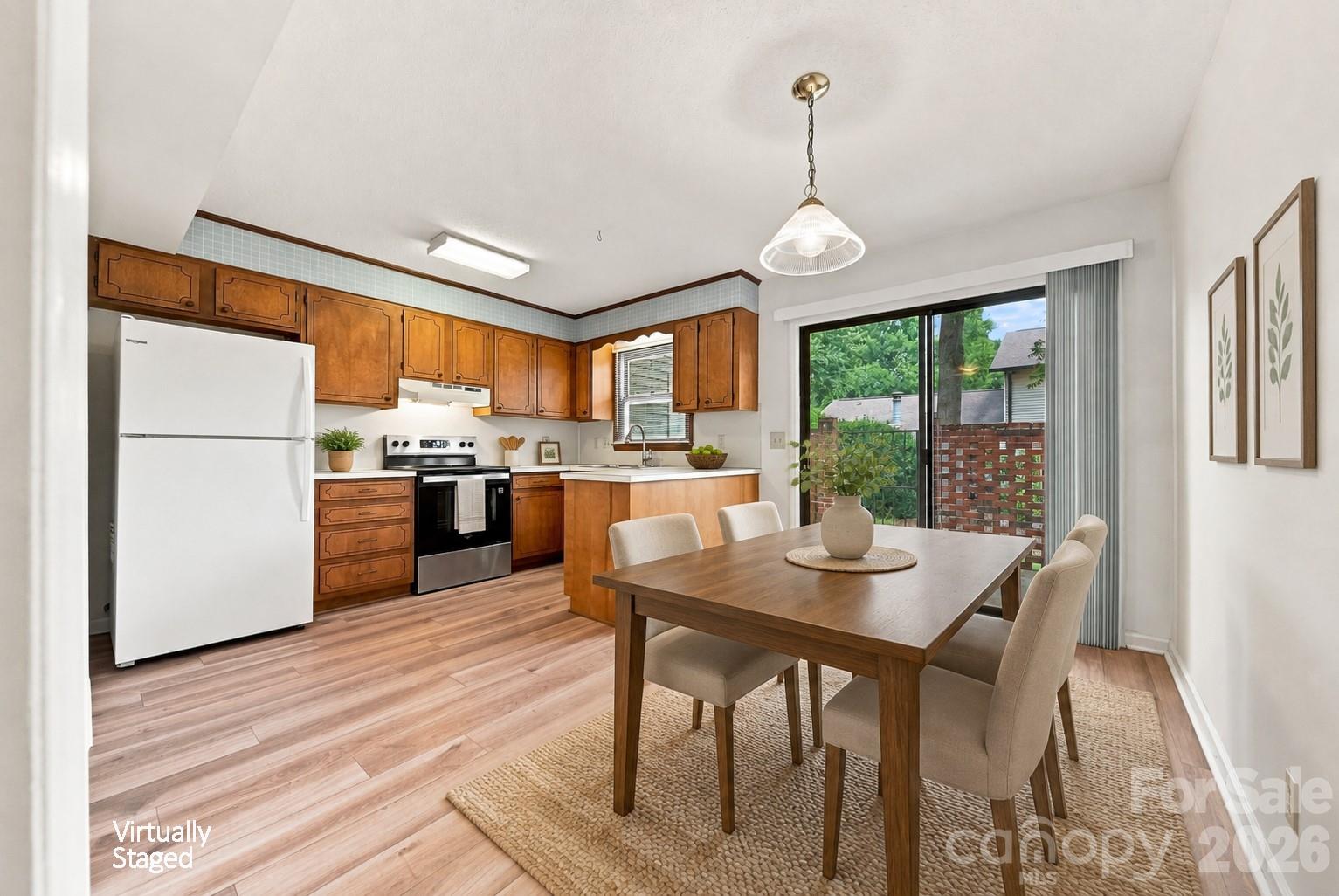 1330 5th Street NE #102 — Hickory