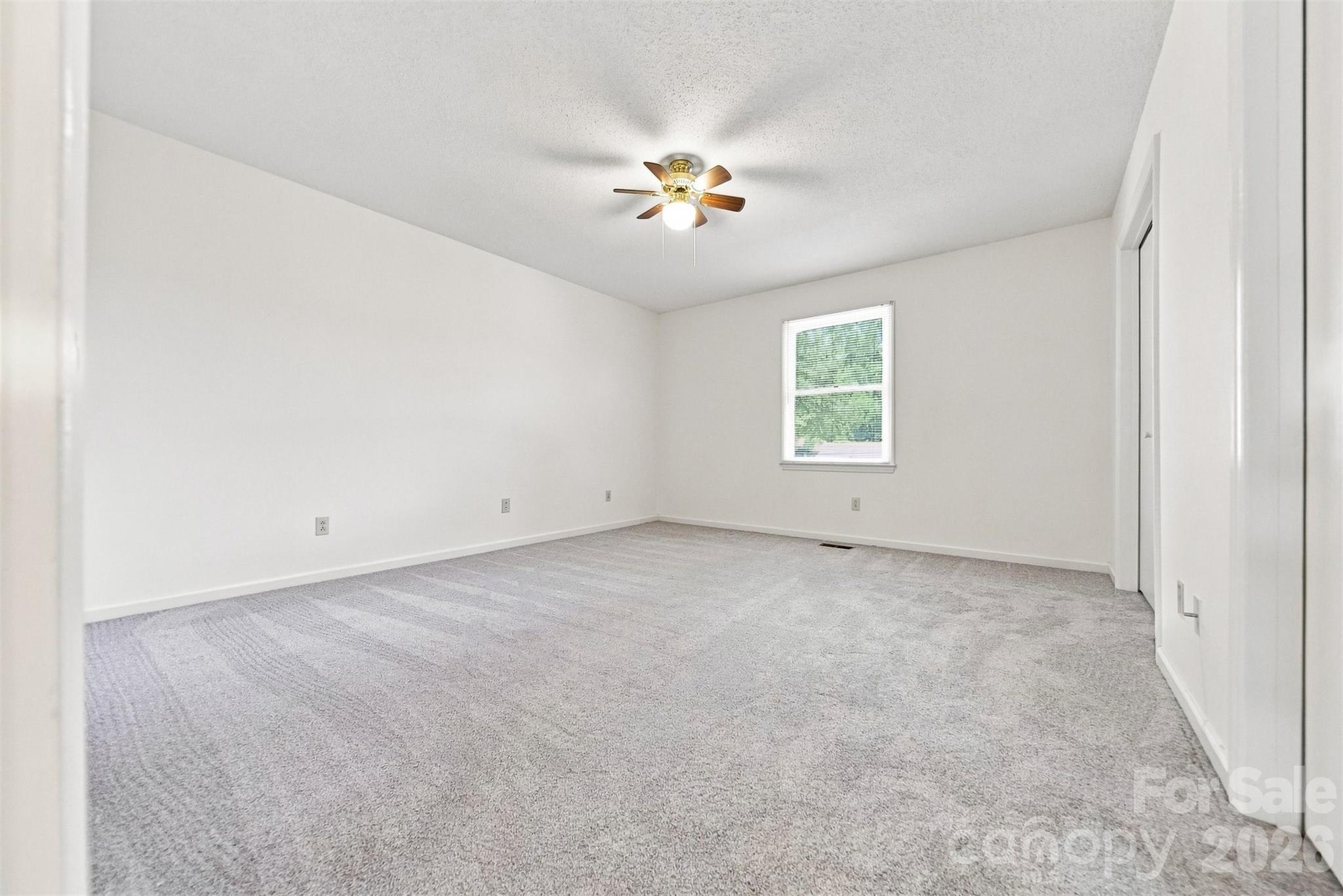 1330 5th Street NE #102 — Hickory