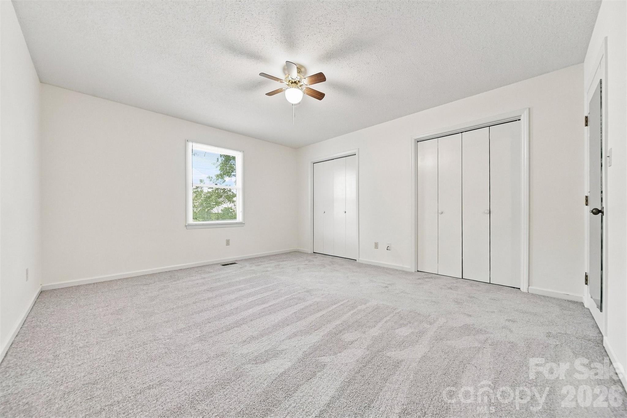 1330 5th Street NE #102 — Hickory