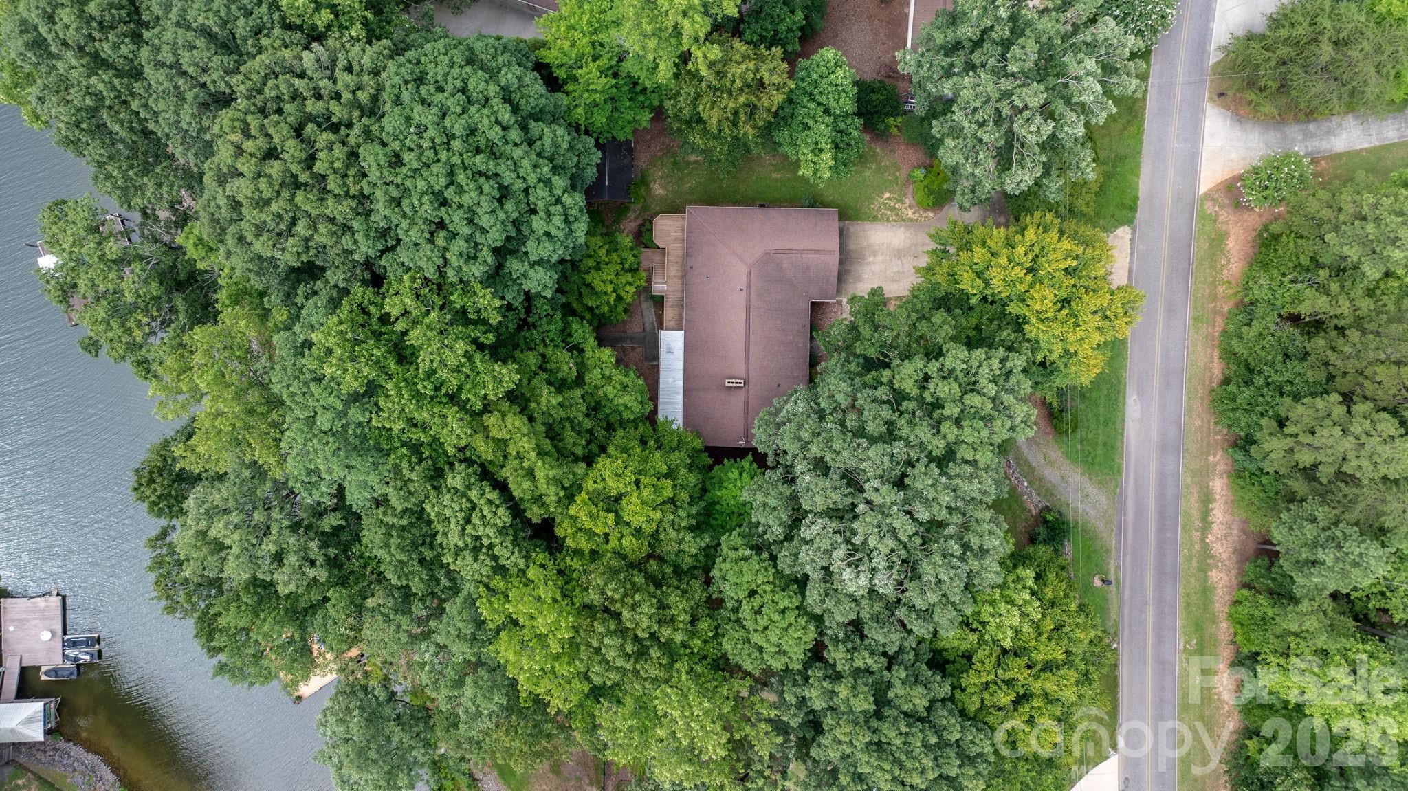 139 Windwood Lane — Troutman