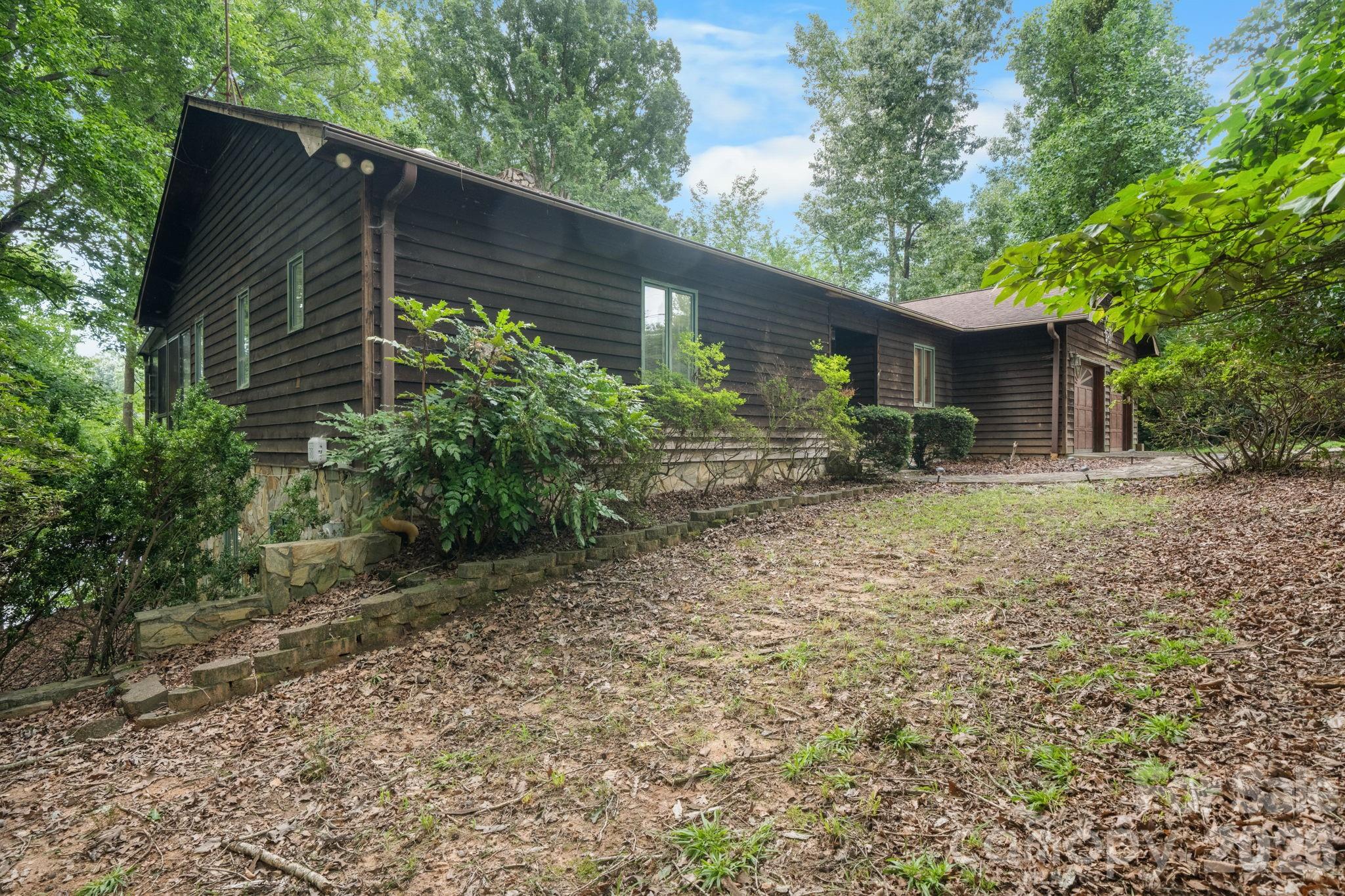 139 Windwood Lane — Troutman