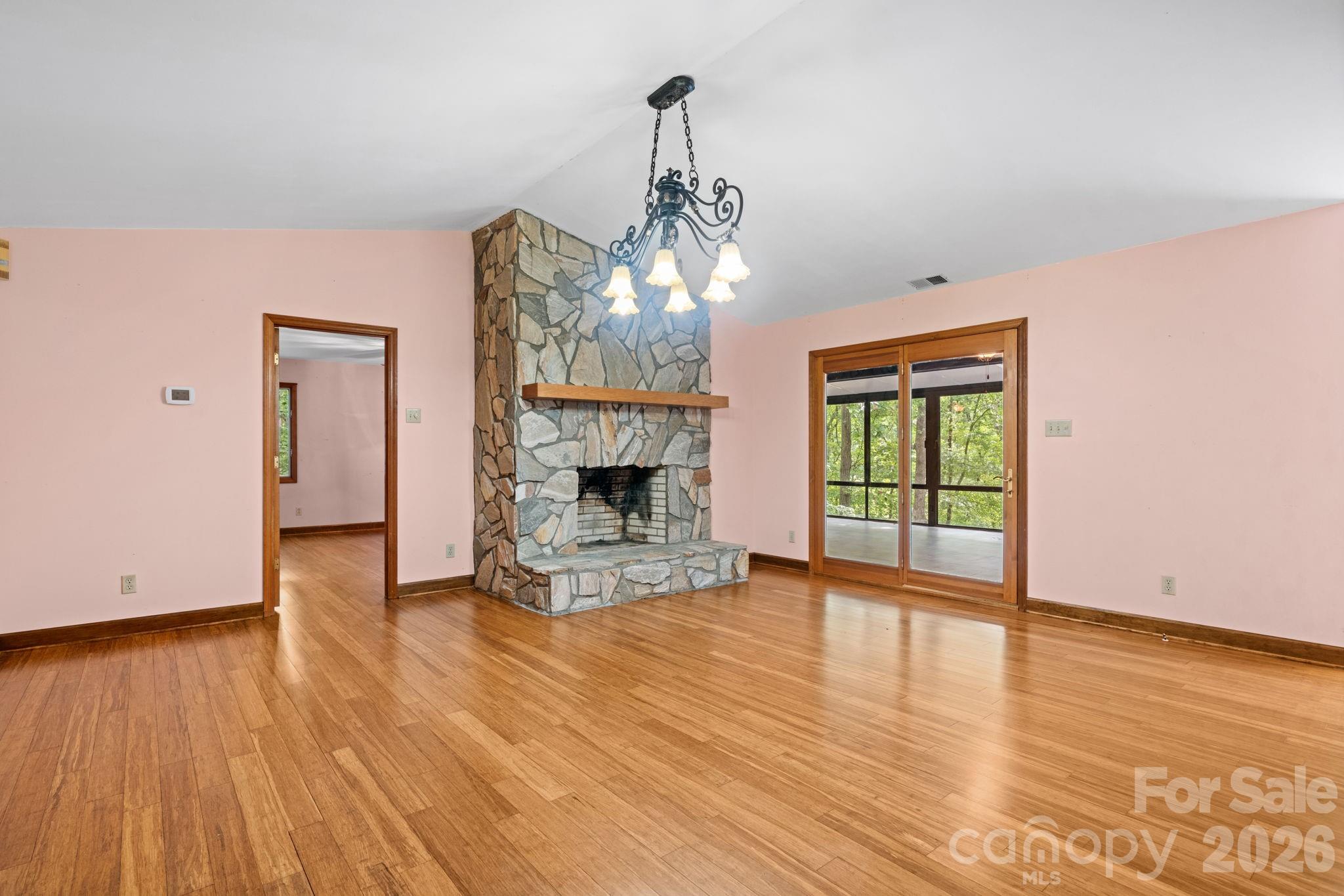 139 Windwood Lane — Troutman