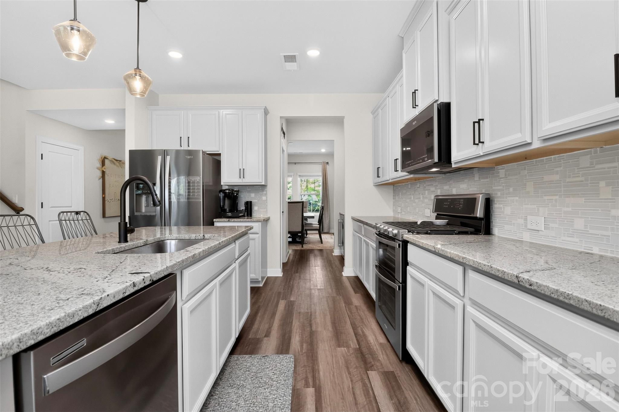 11922 Silverheel Lane — Huntersville