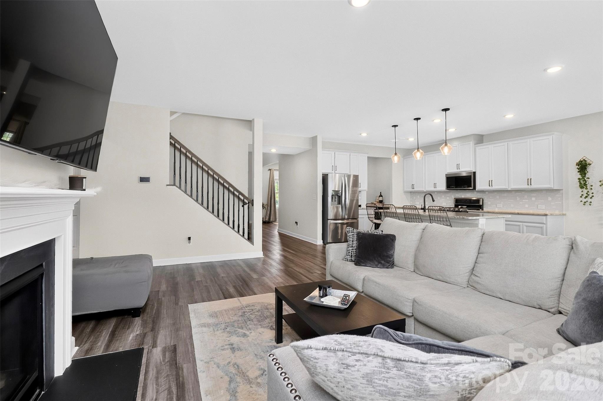 11922 Silverheel Lane — Huntersville