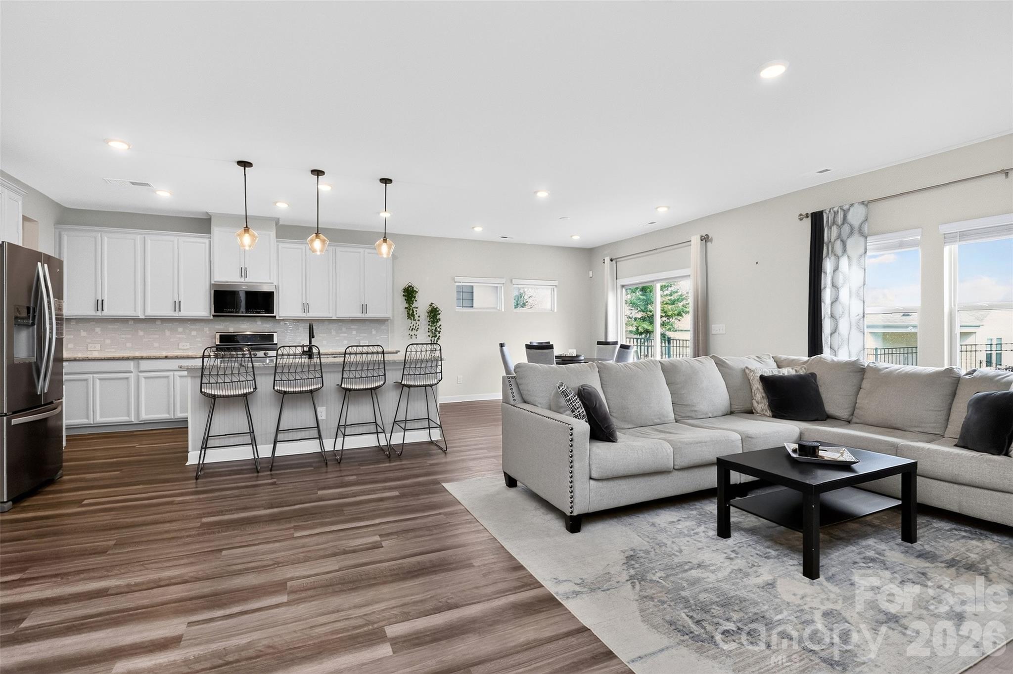 11922 Silverheel Lane — Huntersville