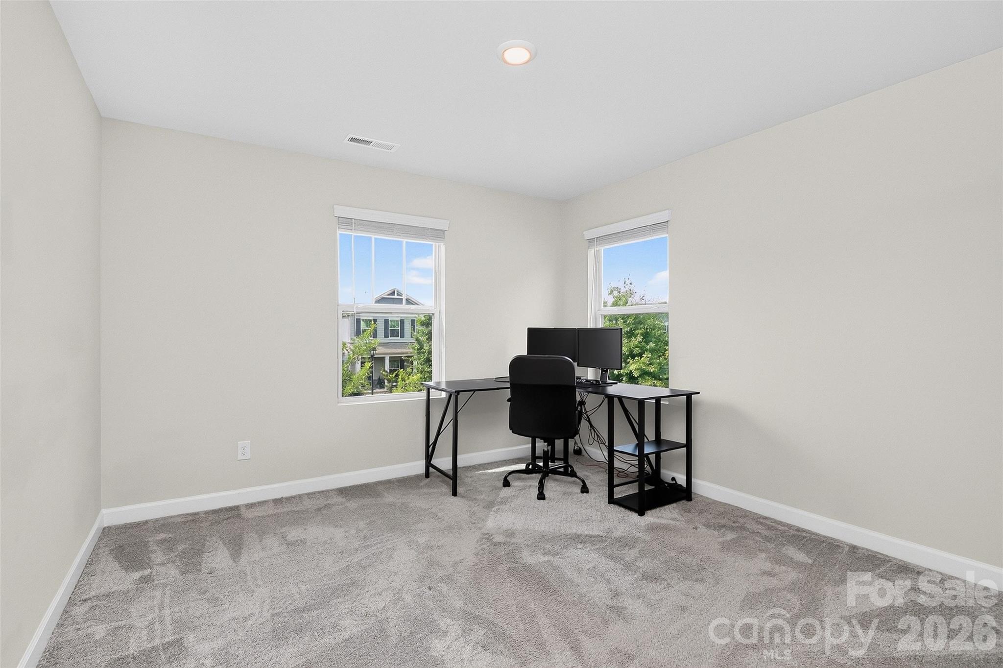 11922 Silverheel Lane — Huntersville